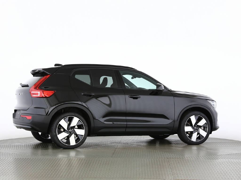 VOLVO EX40 Twin Ultra AWD XCENTRIC-image-8