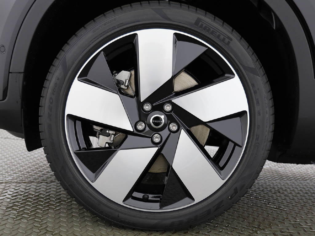 VOLVO EX40 Twin Ultra AWD XCENTRIC-image-21