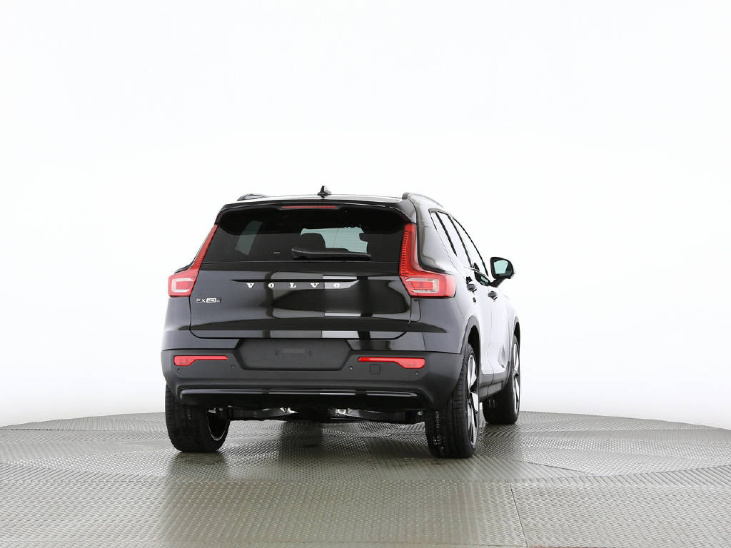 VOLVO EX40 Twin Ultra AWD XCENTRIC-image-6