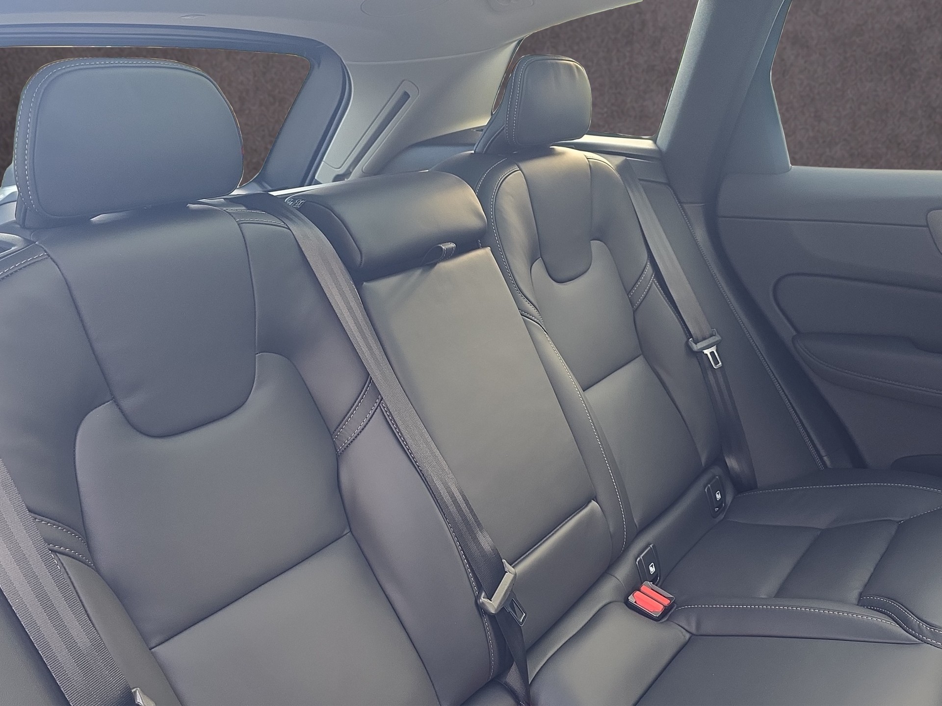 VOLVO XC60 2.0 T6 TE Ultra Bright eAWD-image-13