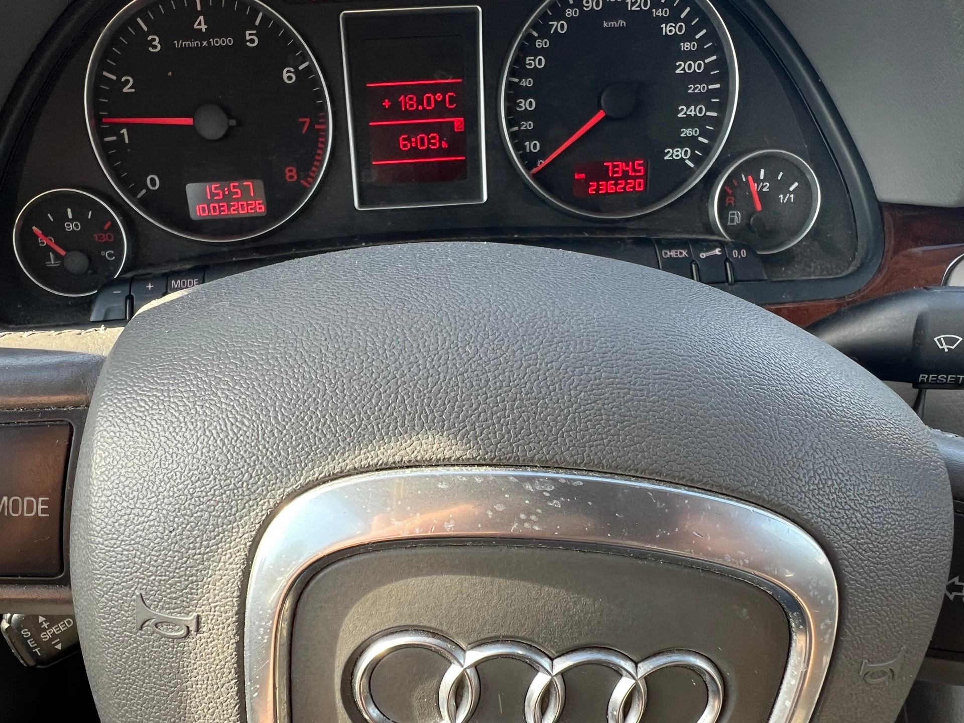 AUDI A4 Avant 3.2 FSI quattro-image-4