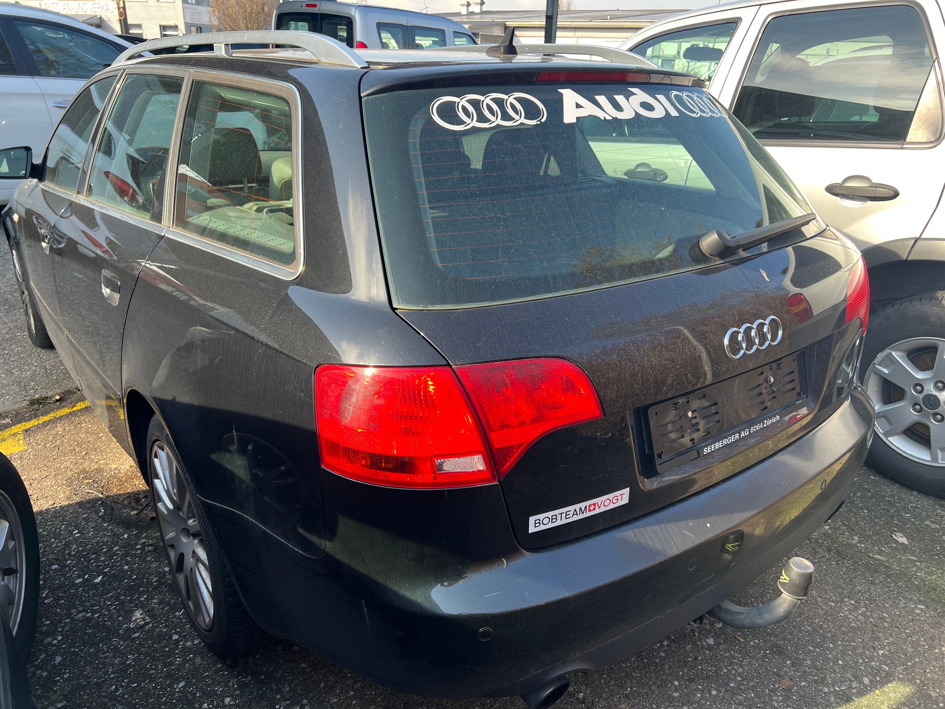 AUDI A4 Avant 3.2 FSI quattro-image-1