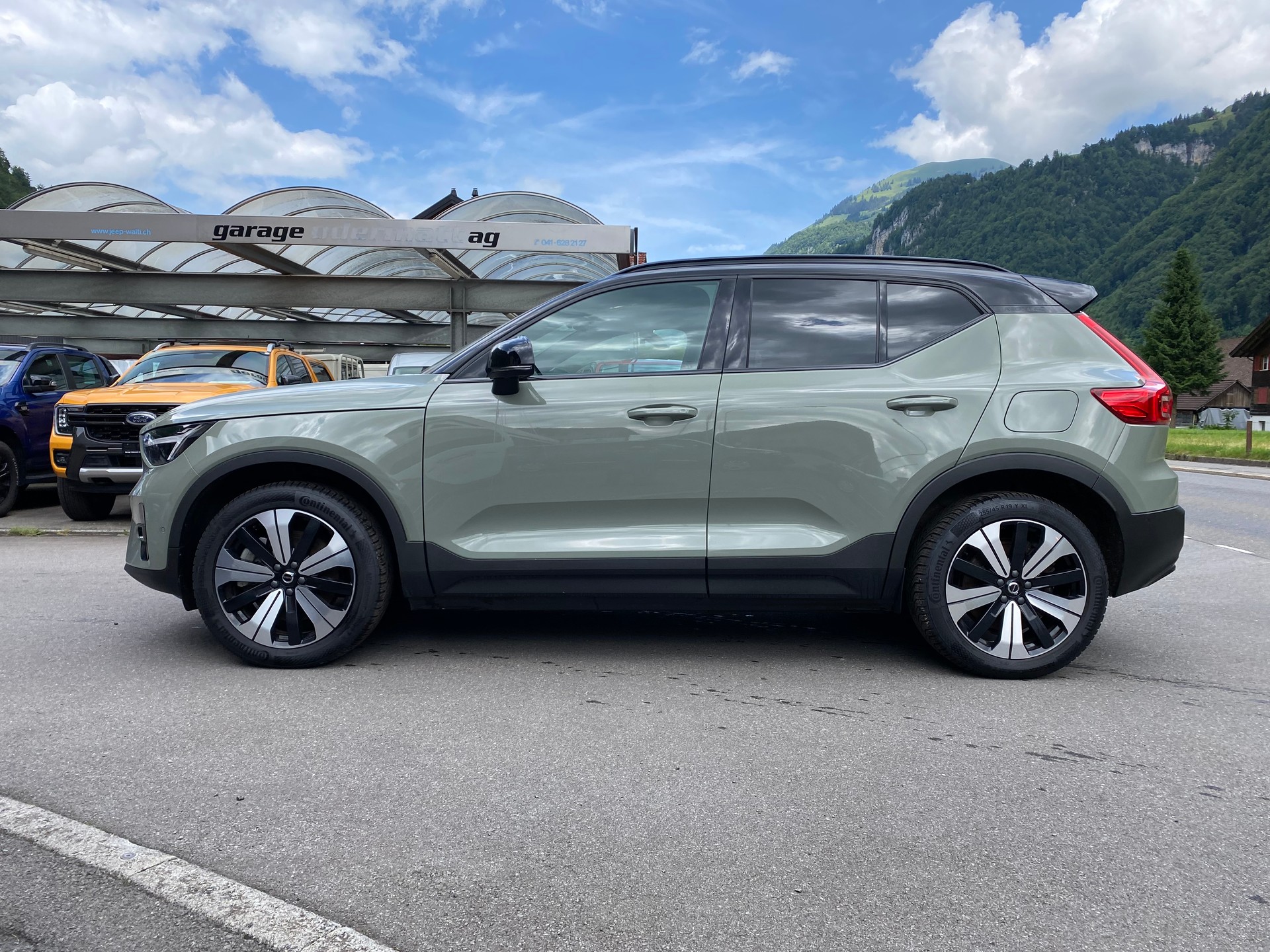 VOLVO XC40 Recharge P8 Twin AWD Pure Electric Ultimate