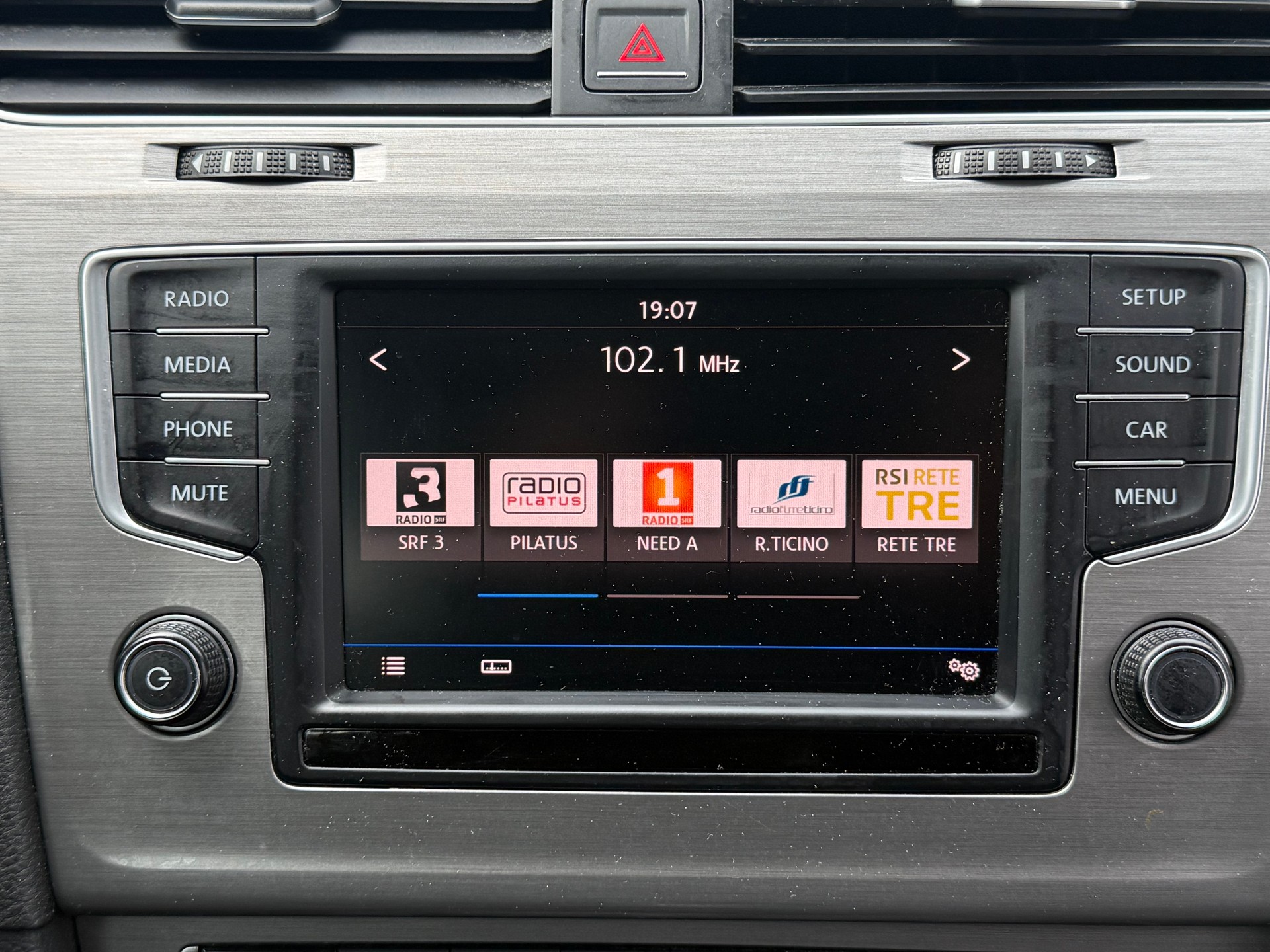 VW Golf Variant 1.6 TDI Trendline 4Motion-image-15