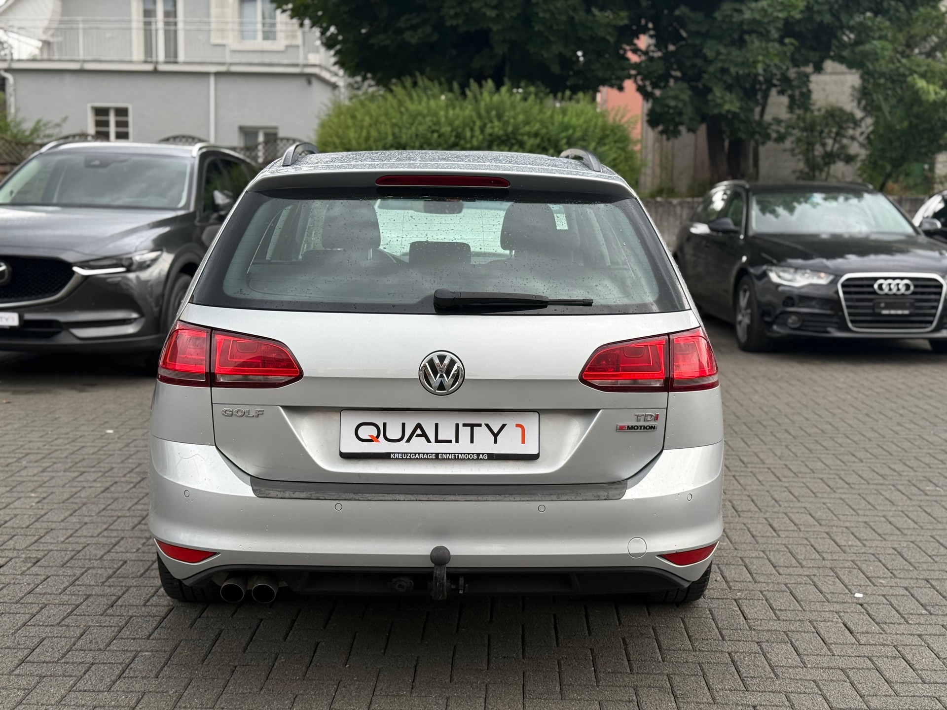 VW Golf Variant 1.6 TDI Trendline 4Motion-image-8
