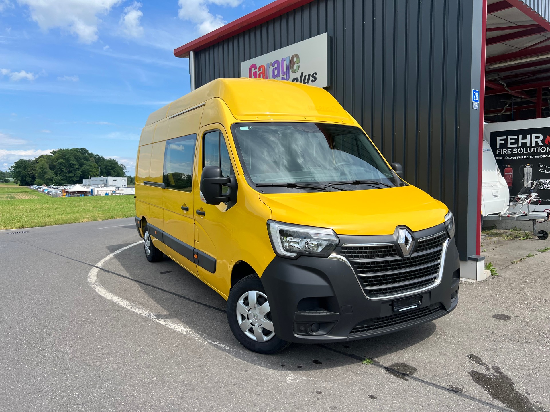 RENAULT Master T35 2.3dCi 135 L3H3-image-2
