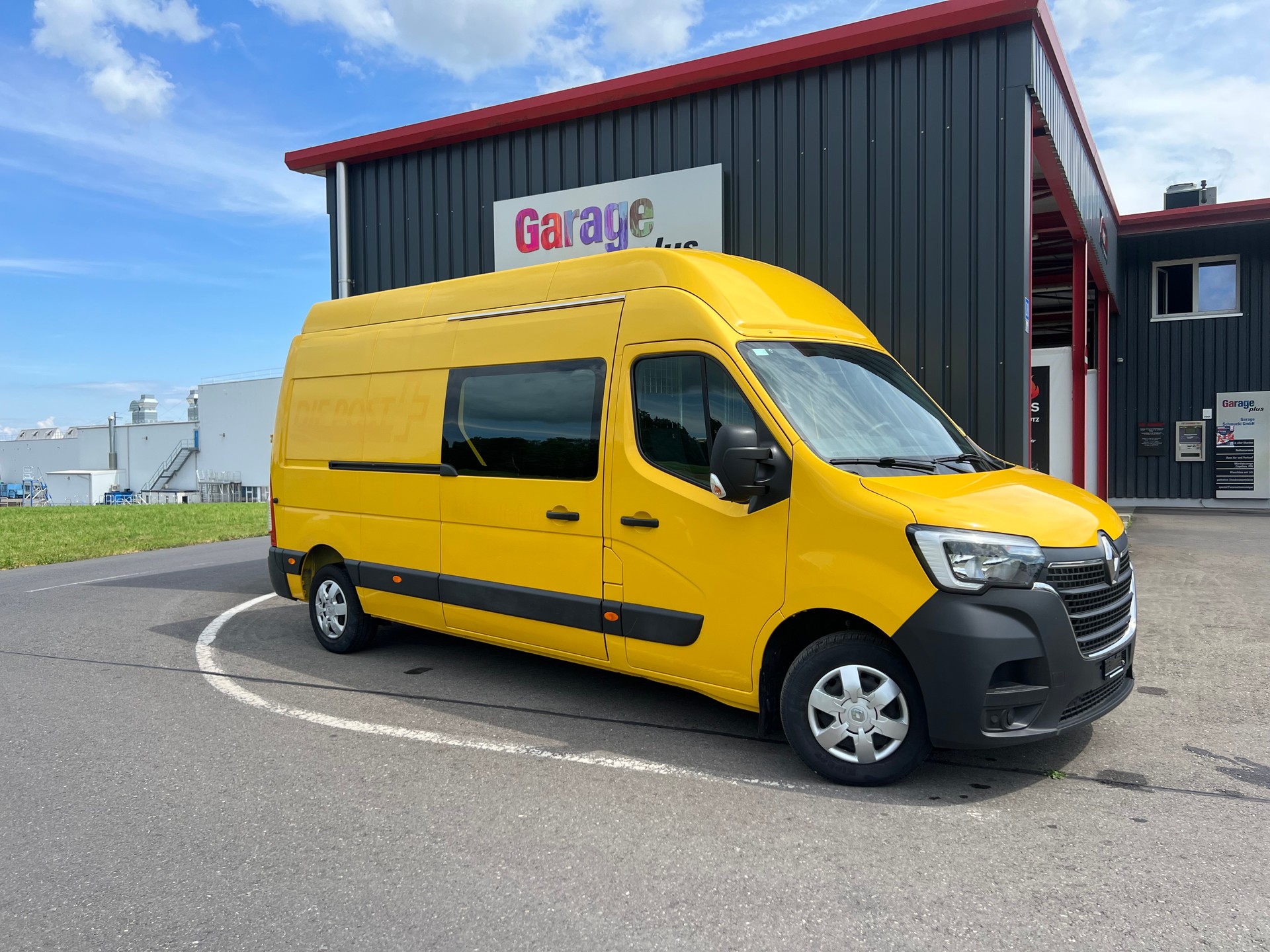 RENAULT Master T35 2.3dCi 135 L3H3-image-3