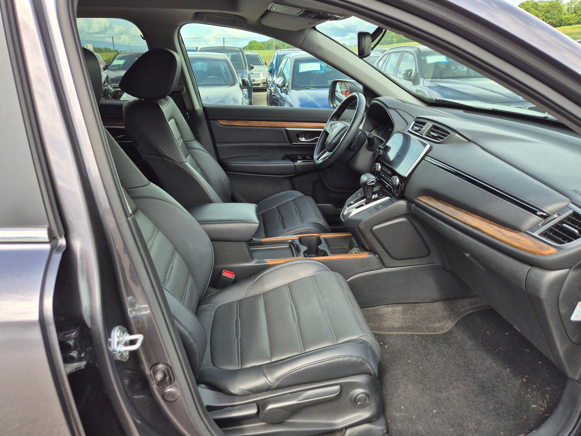 HONDA CR-V 1.5 i-VTEC Executive 4WD Automatic-image-6