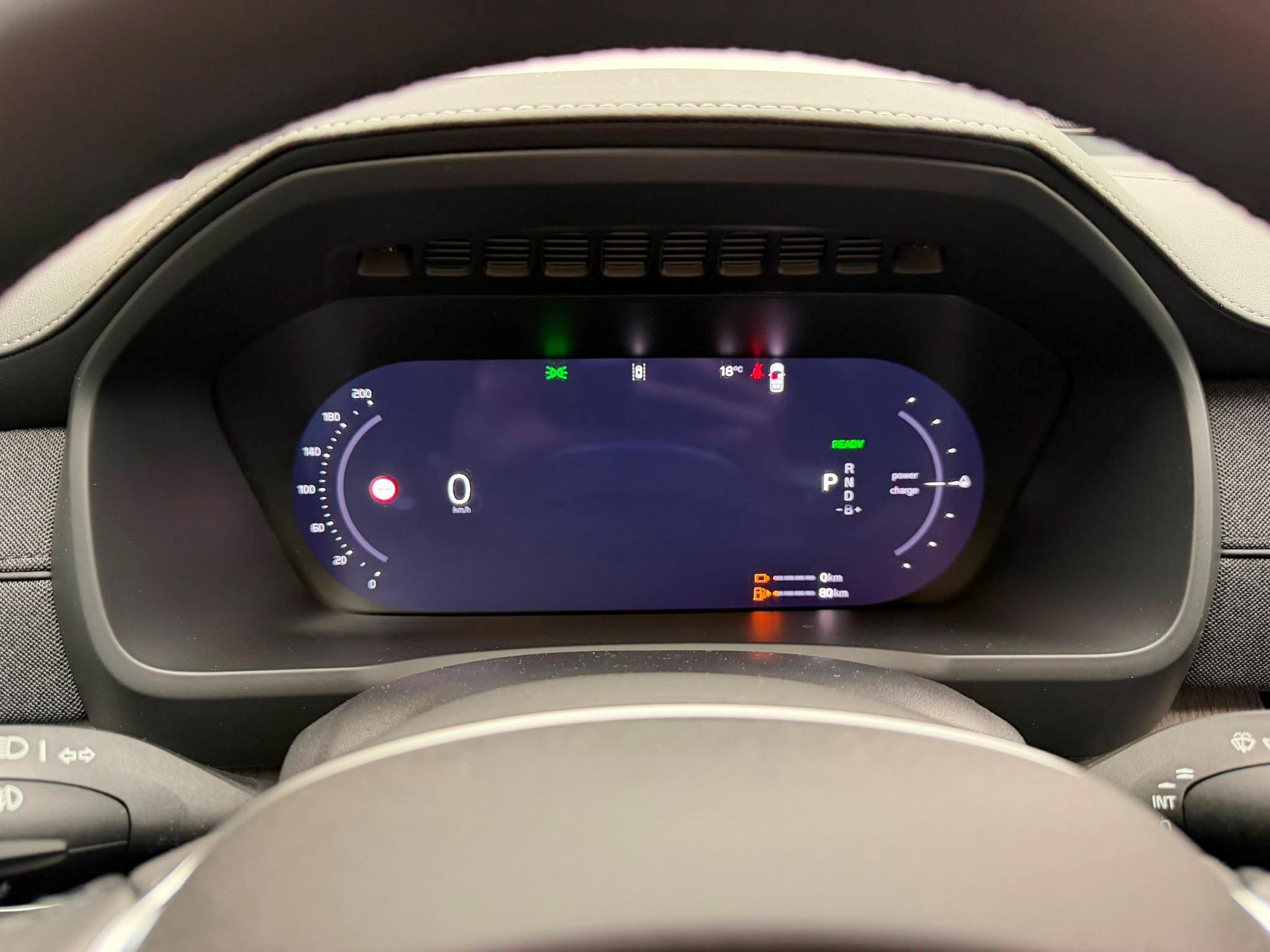 VOLVO XC90 2.0 T8 TE Ultra Dark eAWD-image-4