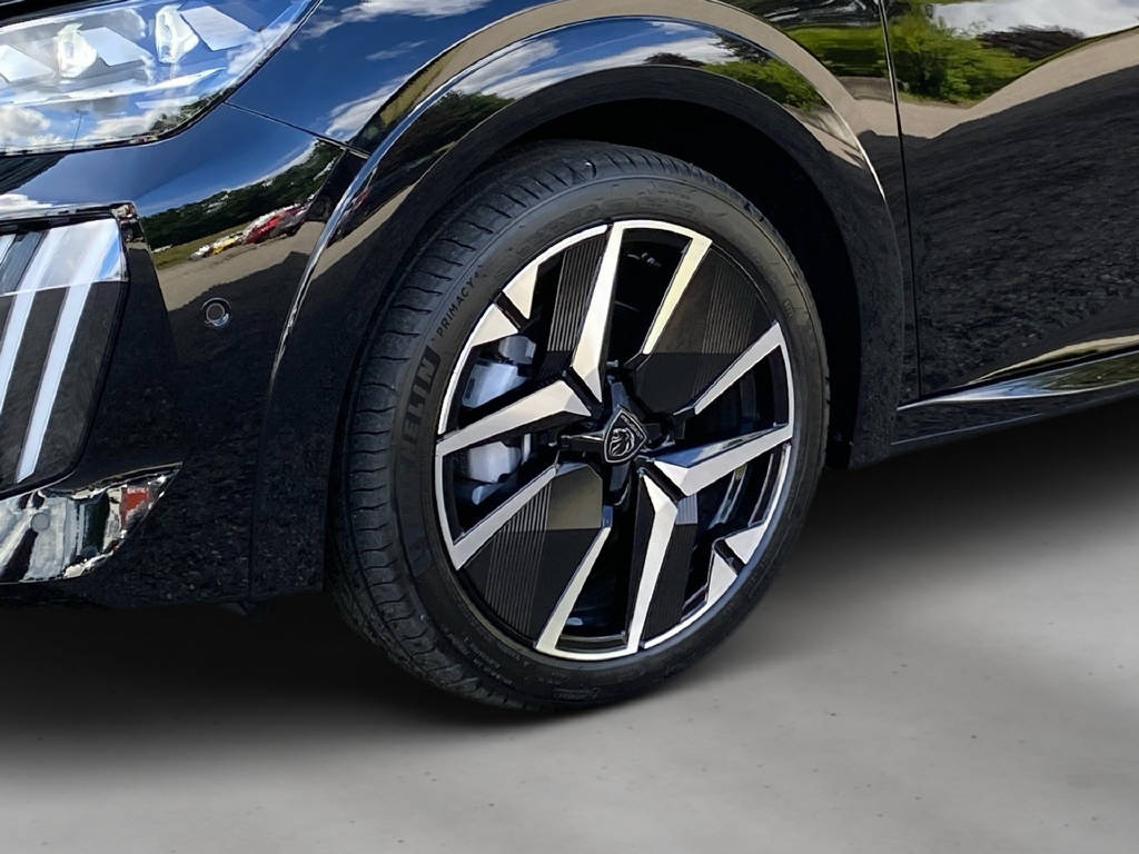 PEUGEOT 208 1.2 Hybrid 145 GT-image-3