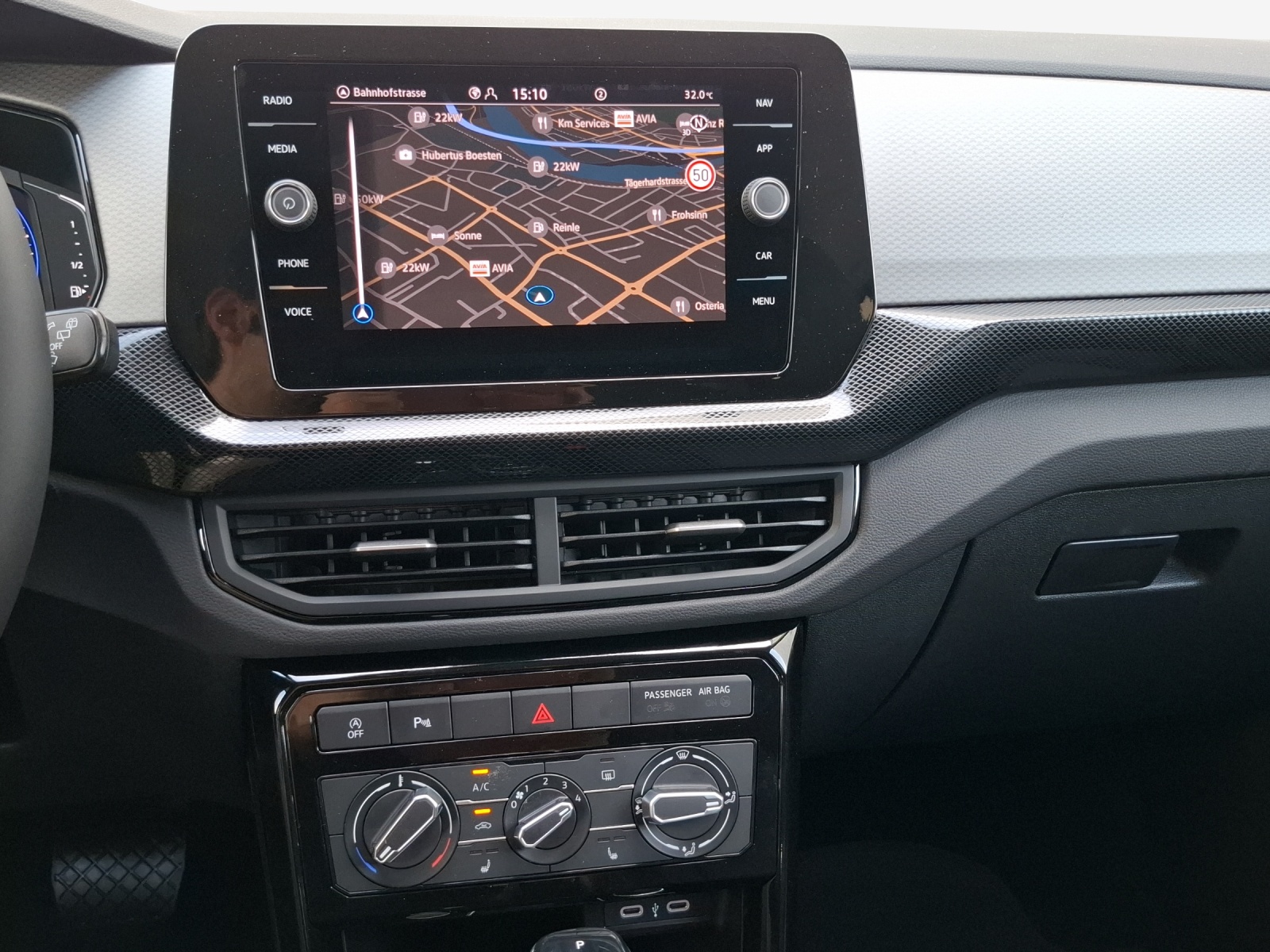 VW T-Cross 1.0 TSI EVO Life DSG-image-10