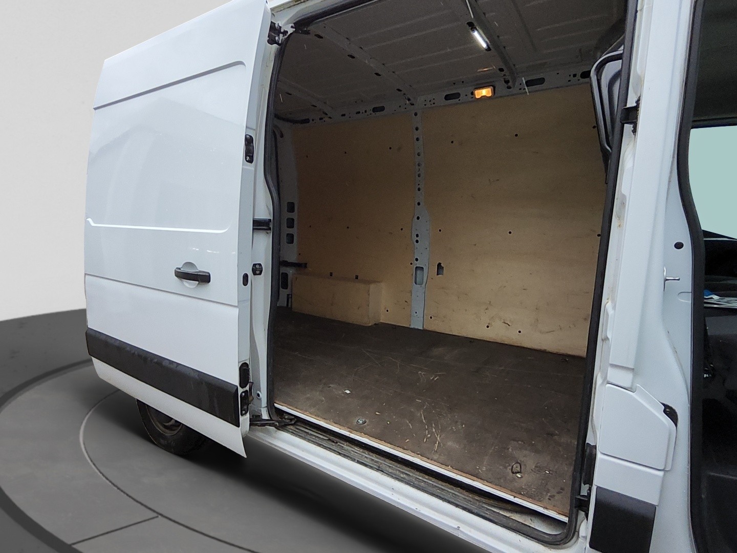 RENAULT Master T35 2.3 Blue dCi 150 L2H2-image-13