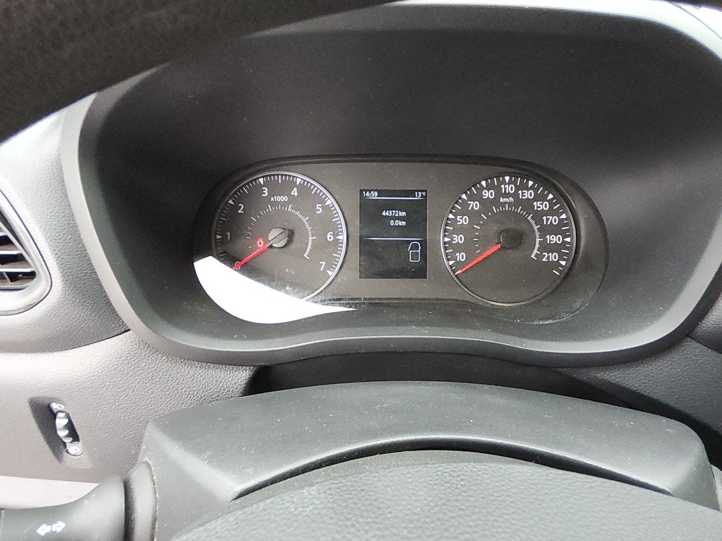 RENAULT Master T35 2.3 Blue dCi 150 L2H2-image-10