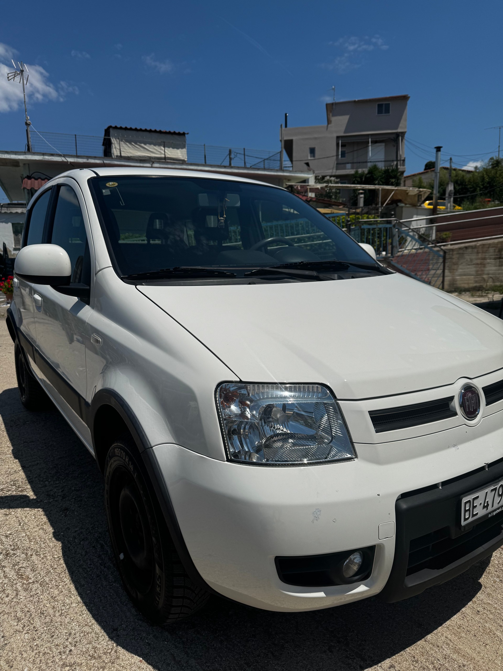 FIAT Panda 1.2 Climbing 4x4 (Kleinwagen)-image-1