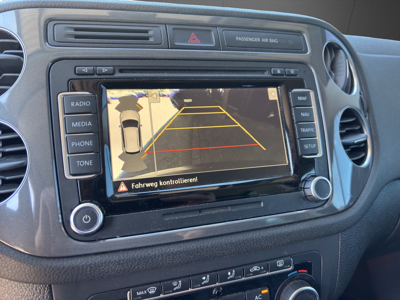 VW Tiguan 2.0 TSI Sport&Style 4Motion-image-6