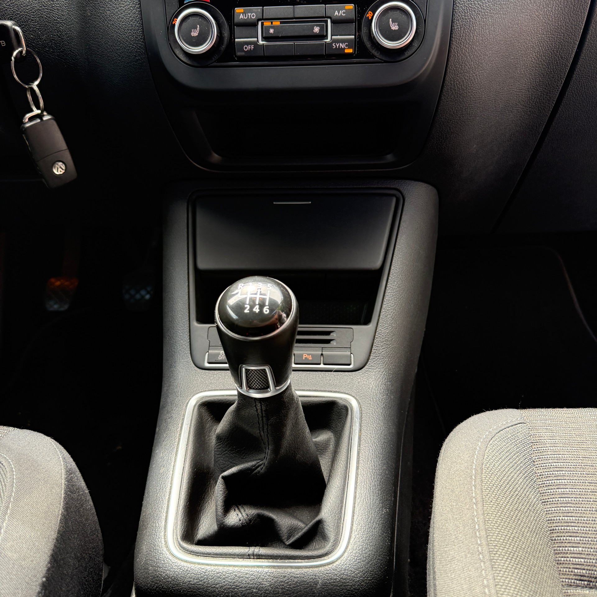 VW Tiguan 1.4 TSI BlueMotion Trend&Fun 4x2-image-12