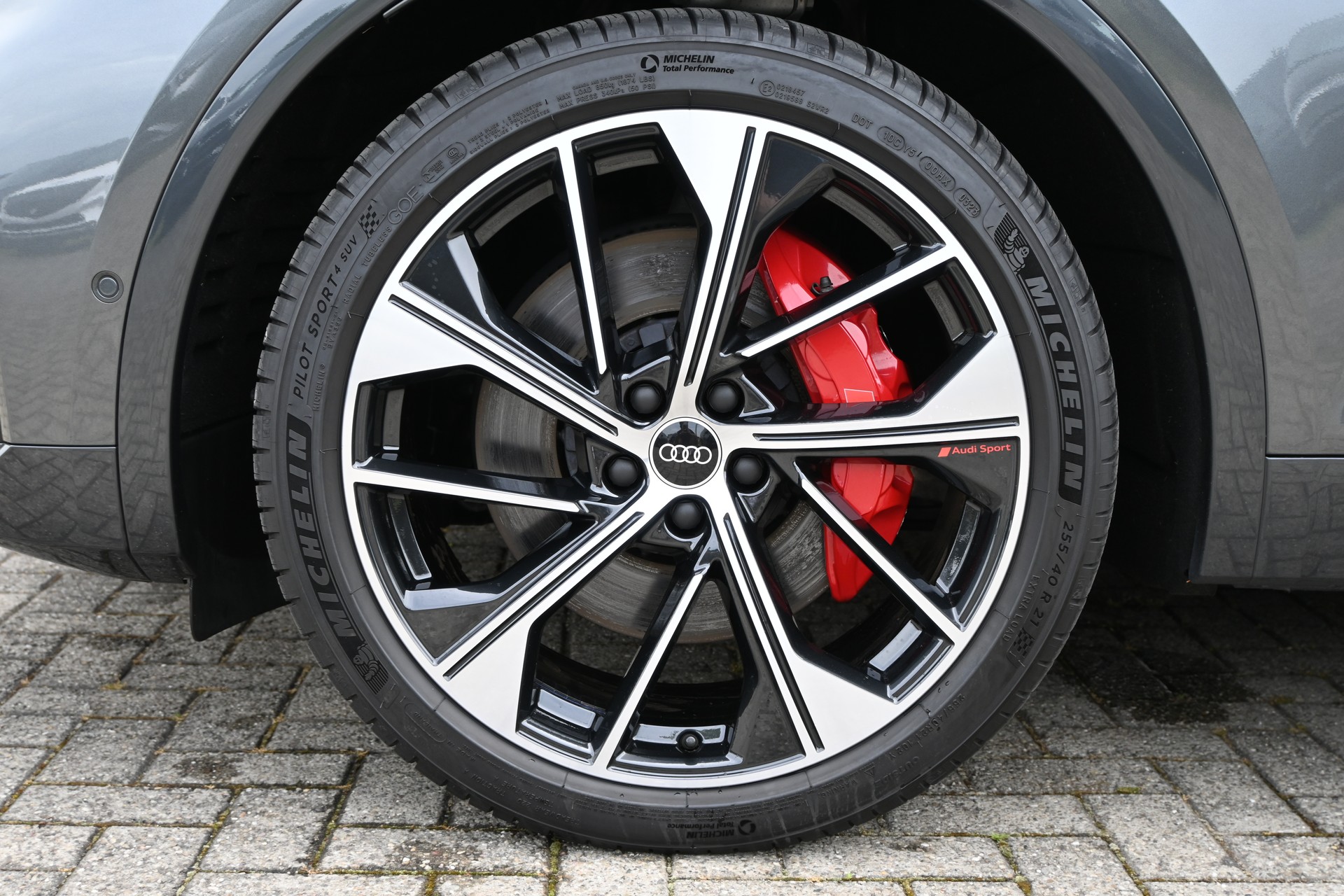 AUDI SQ5 Sportback 3.0 V6 TDI quattro tiptronic 342PS-image-8