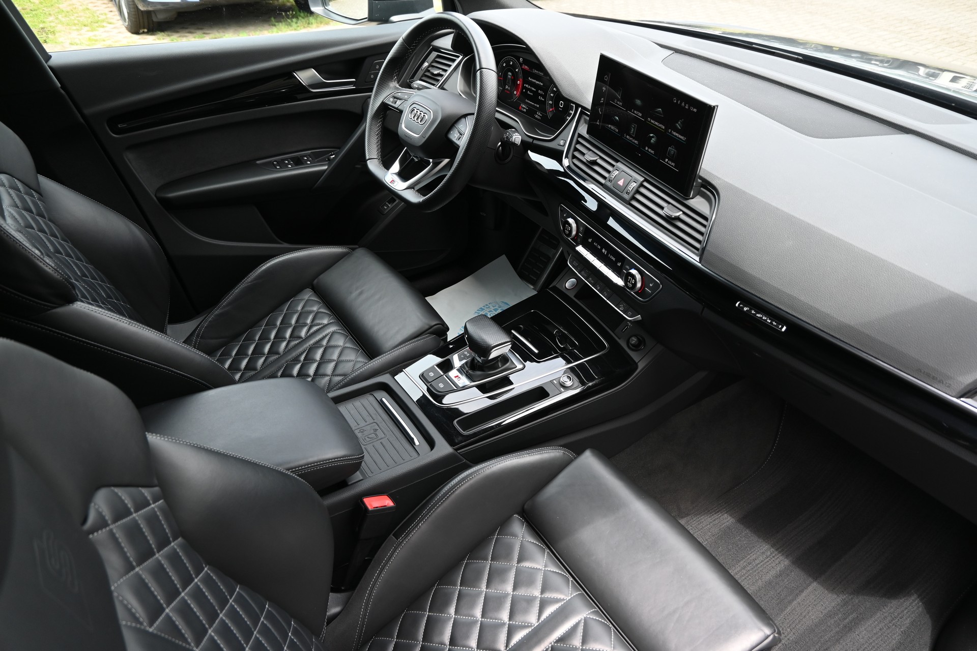 AUDI SQ5 Sportback 3.0 V6 TDI quattro tiptronic 342PS-image-11