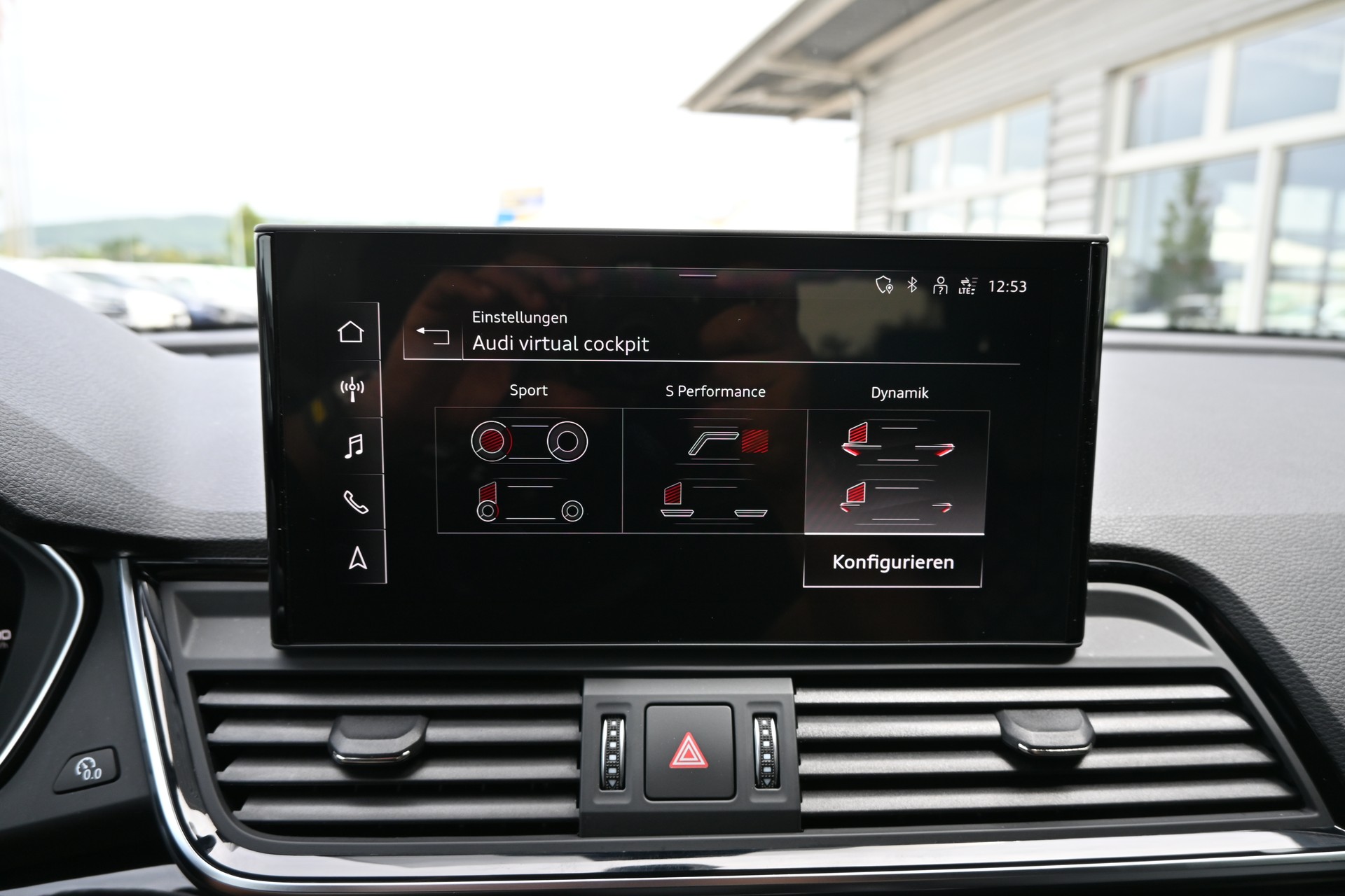 AUDI SQ5 Sportback 3.0 V6 TDI quattro tiptronic 342PS-image-27