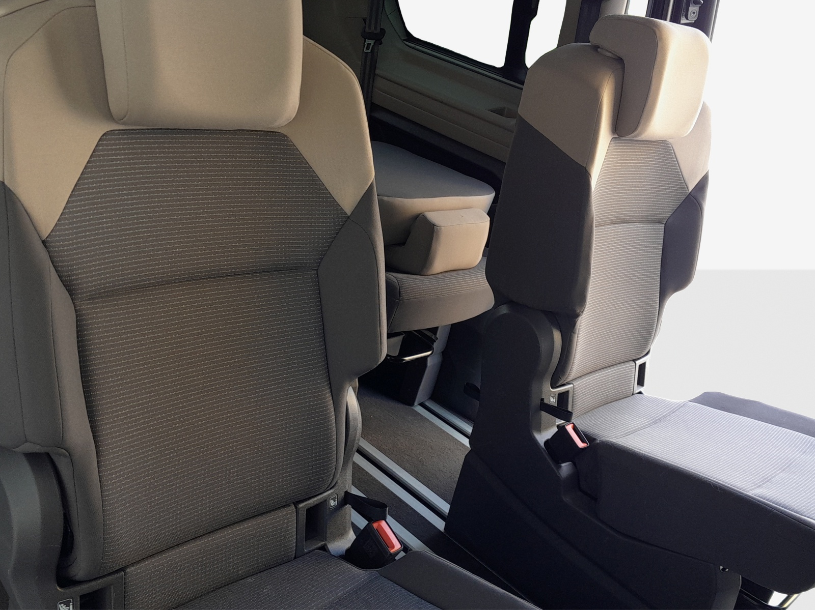 VW Multivan 1.4 eHybrid Liberty DSG-image-11
