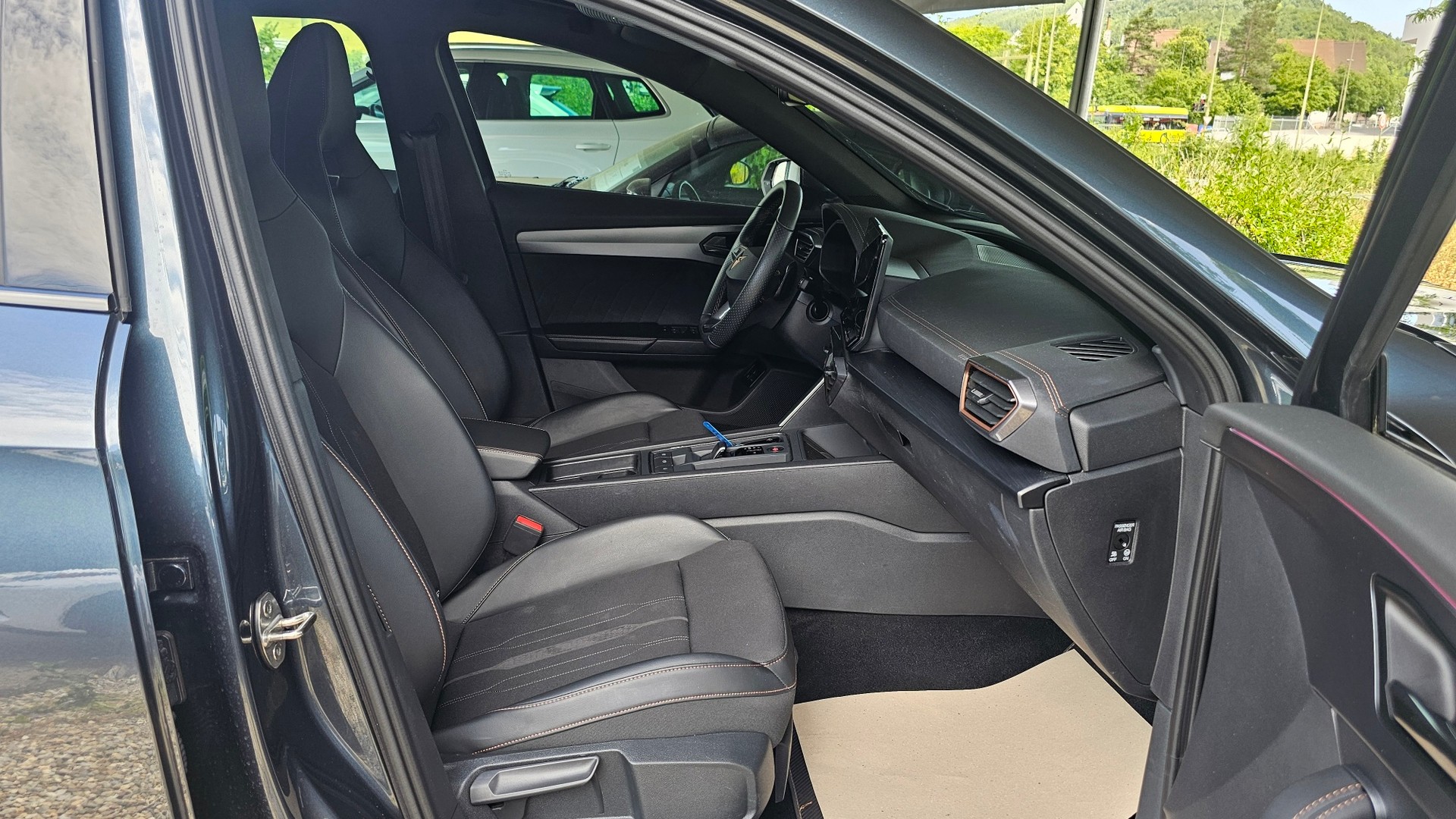 CUPRA Formentor 1.4 e-HYBRID pHEV VZ DSG-image-19