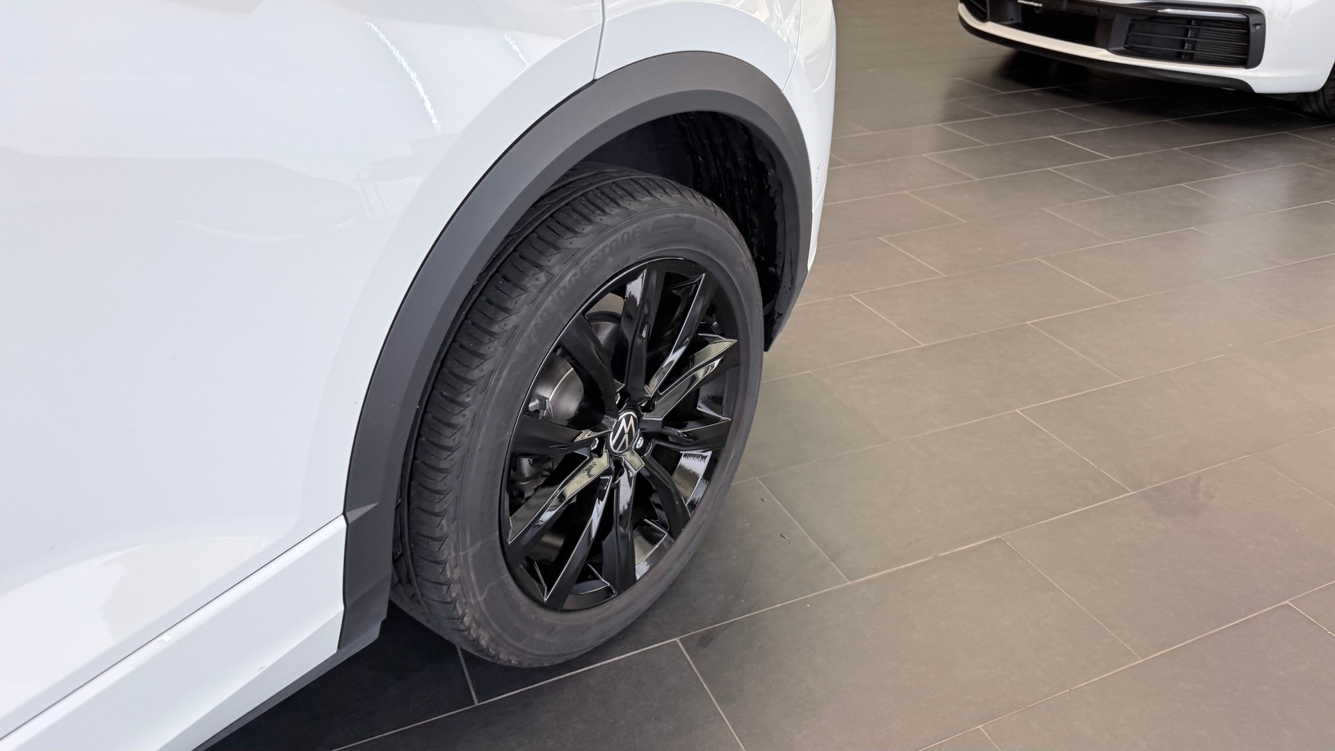 VW T-Roc 2.0 TSI R-Line DSG 4motion-image-7