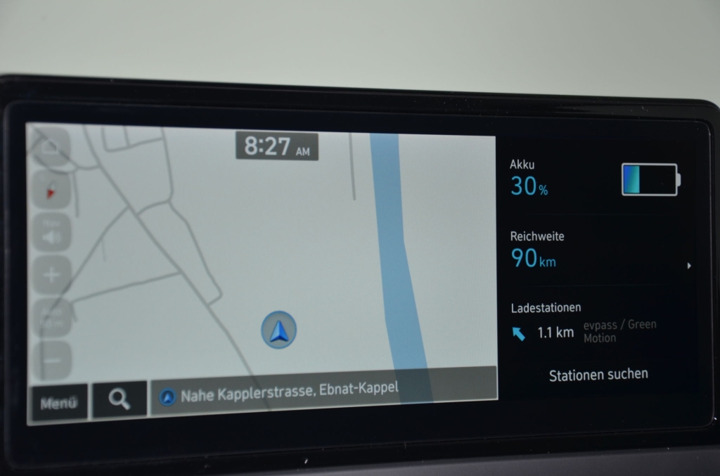 HYUNDAI Inster 49kWh Luxury-image-14