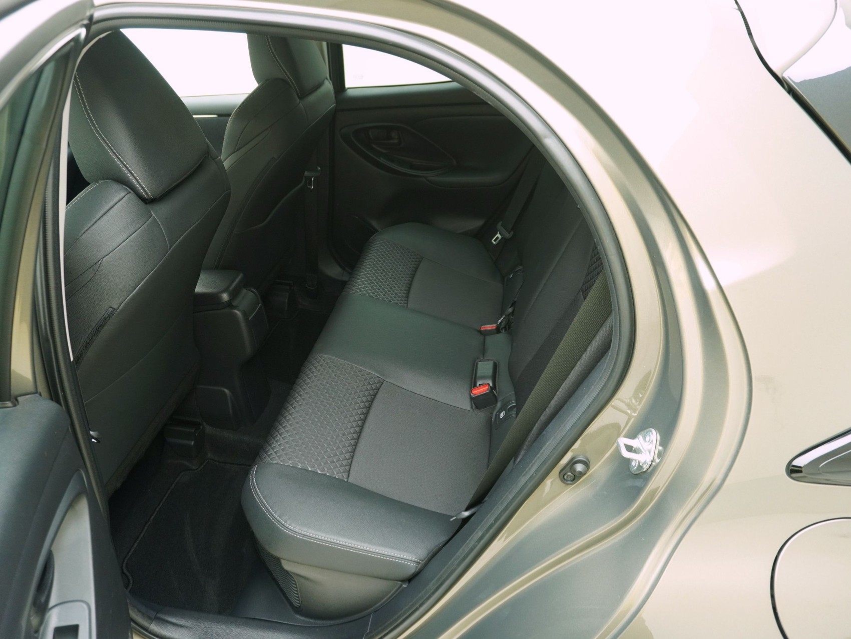 MAZDA 2 1.5 Hybrid Select-image-10