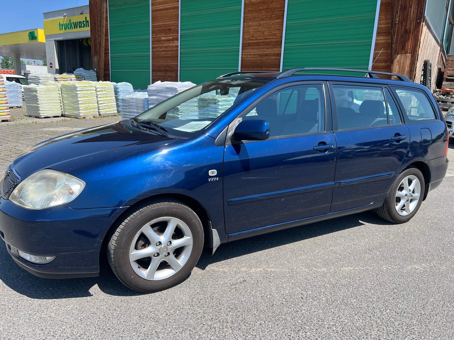 TOYOTA Corolla Wagon 1.6 Linea Sol-image-1