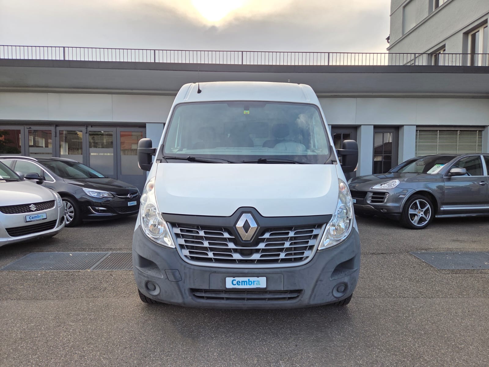 RENAULT Master T35 2.3dCi 125 L2H2-image-7