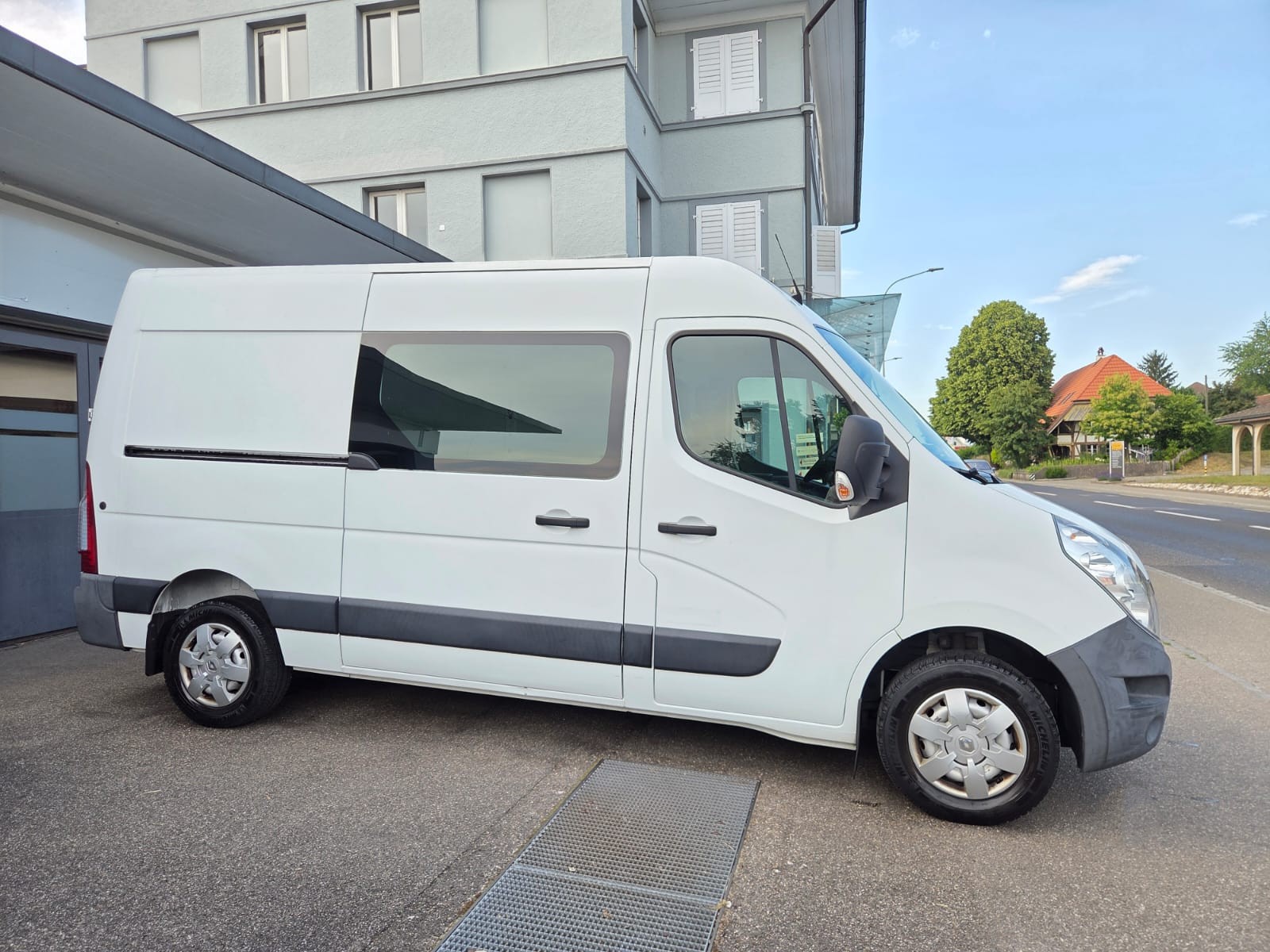 RENAULT Master T35 2.3dCi 125 L2H2-image-5