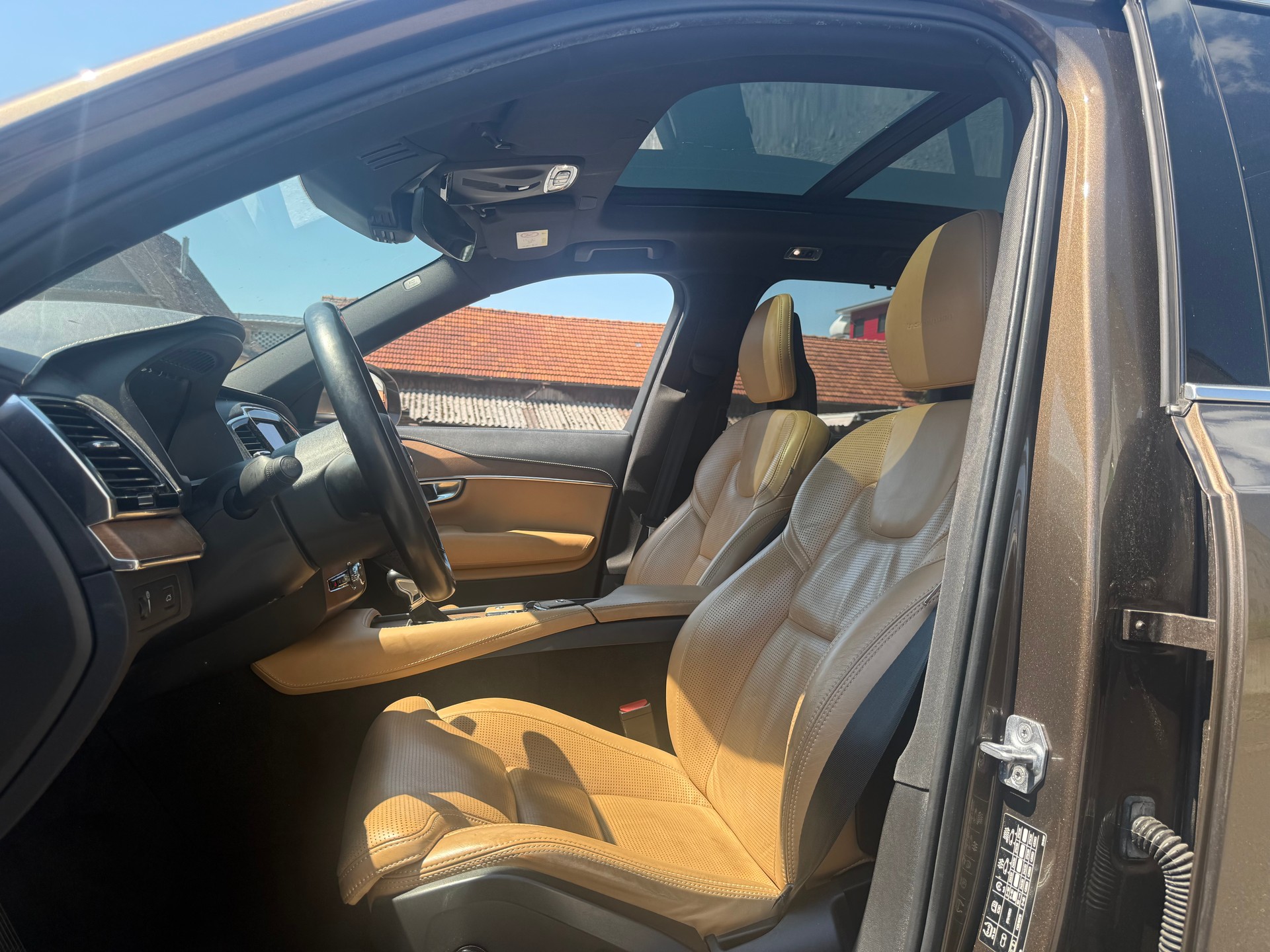 VOLVO XC90 T5 AWD Inscription Geartronic-image-4