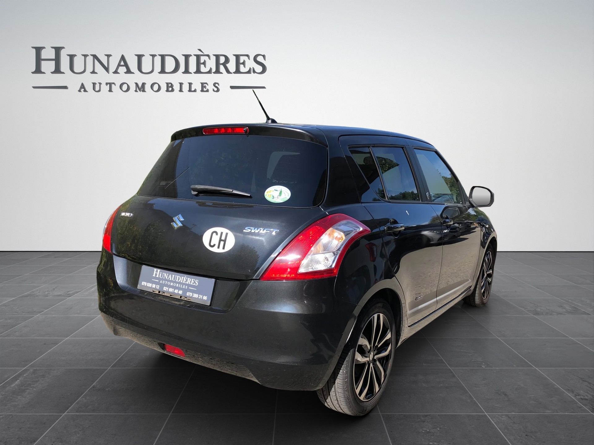 SUZUKI Swift 1.2i 16V Sergio Cellano-image-1