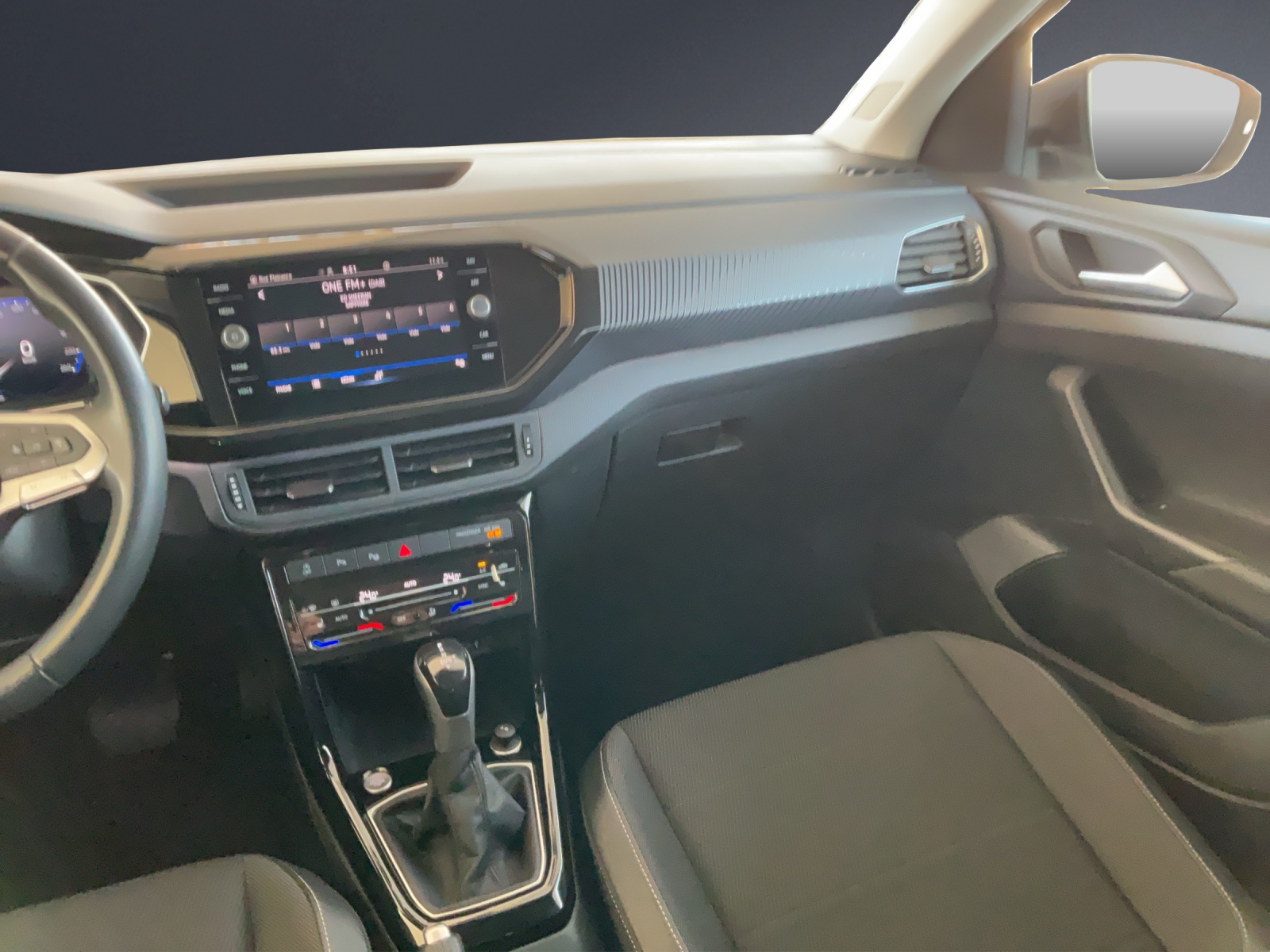 VW T-Cross 1.0TSI Style DSG-image-11