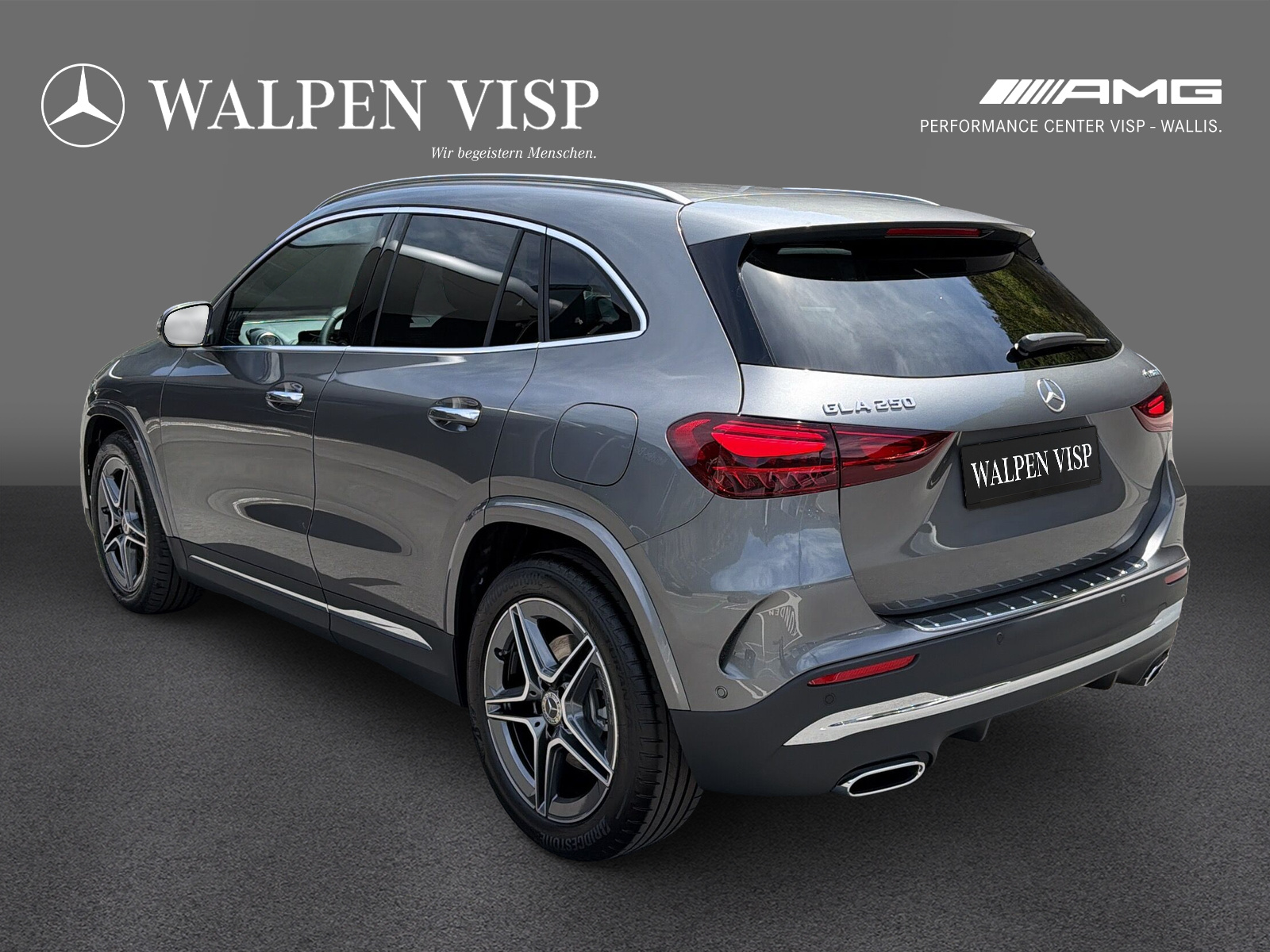 MERCEDES-BENZ GLA 250 4Matic 8G-DCT-showroom-element-3