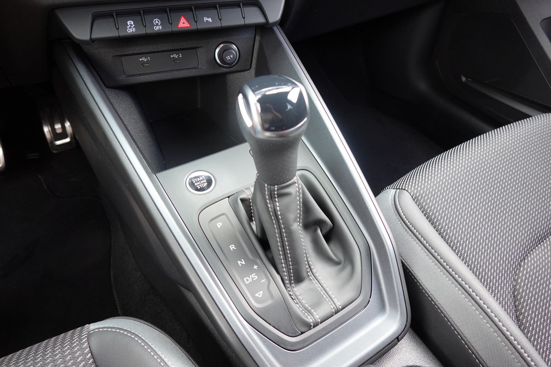AUDI A1 Sportback 30 TFSI S Line Attraction S-tronic * Vehicule CH * Sièges Chauffant * Tempomat * Caméra *-image-18