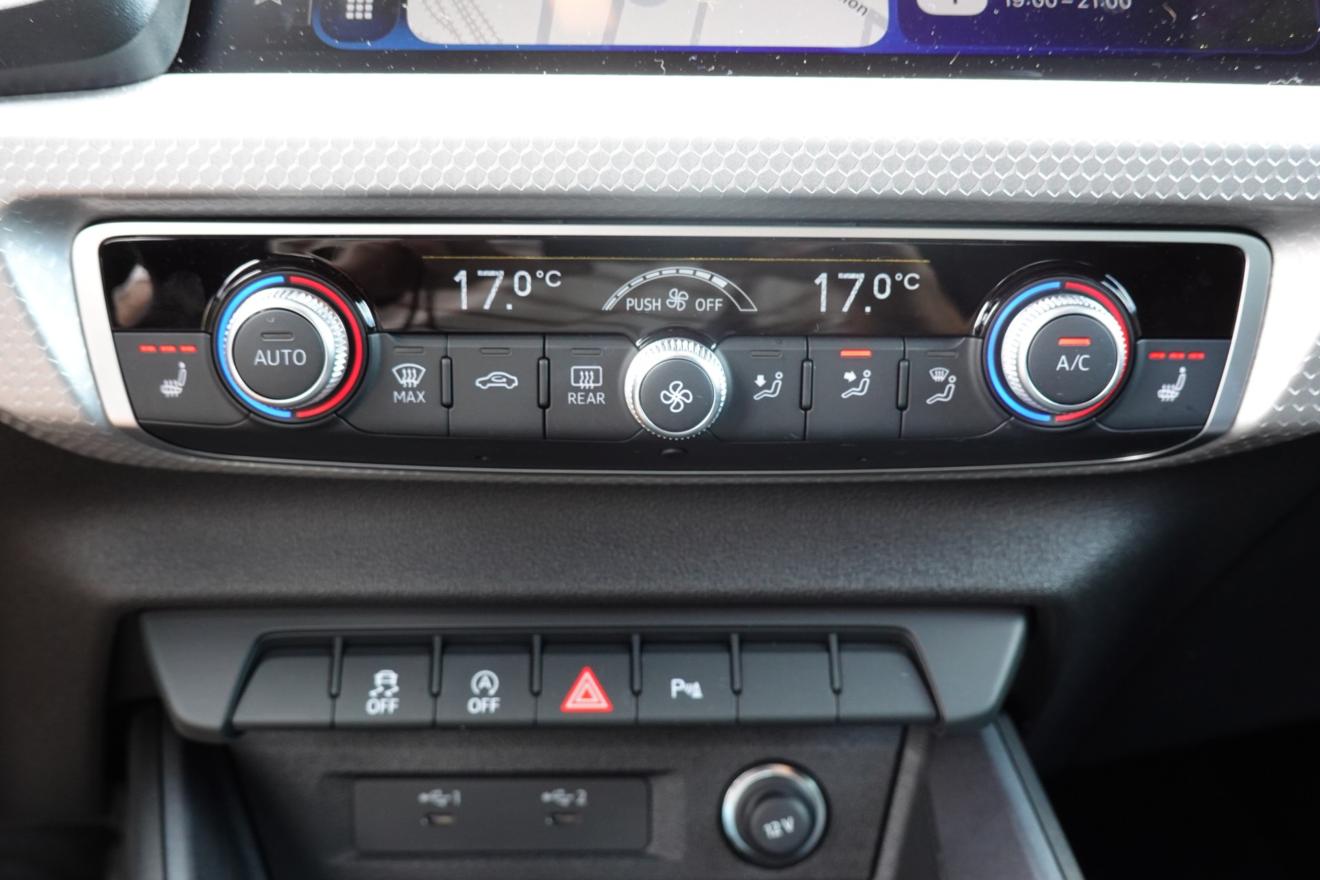 AUDI A1 Sportback 30 TFSI S Line Attraction S-tronic * Vehicule CH * Sièges Chauffant * Tempomat * Caméra *-image-15