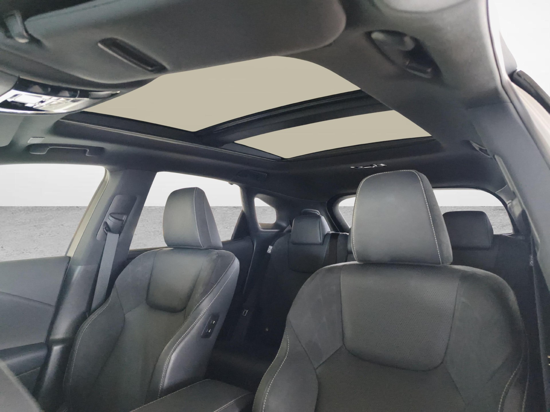 LEXUS RX 450h+ Excellence - Servizi & Ruote invernali incluse-image-11