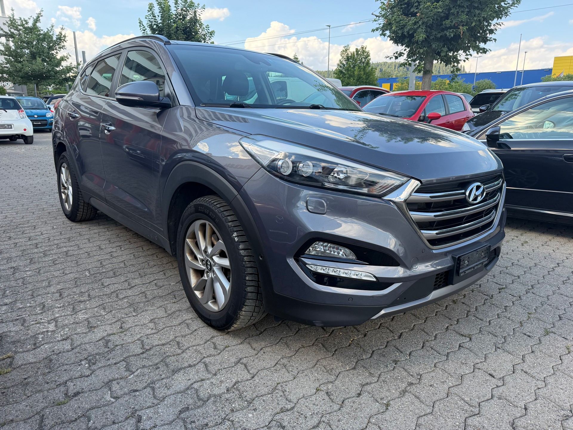HYUNDAI Tucson 2.0 CRDI Vertex 4WD Automatic-image-1