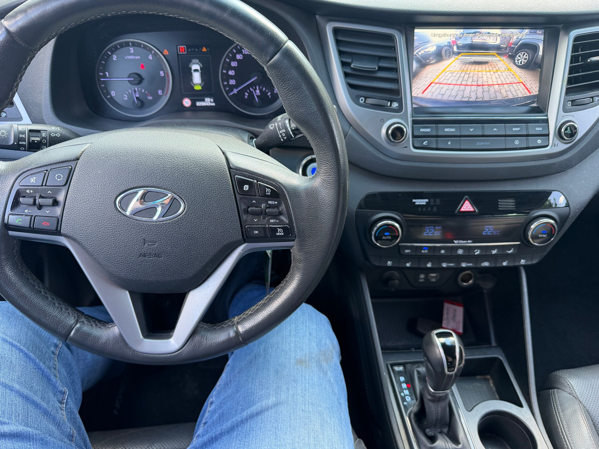 HYUNDAI Tucson 2.0 CRDI Vertex 4WD Automatic-image-12