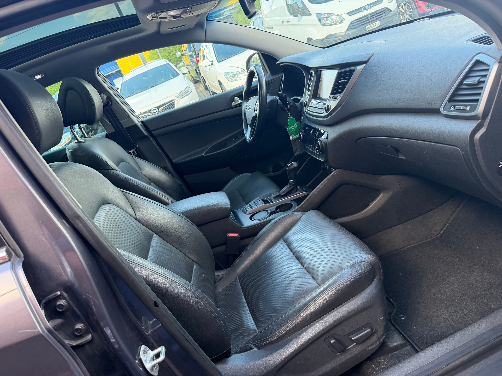 HYUNDAI Tucson 2.0 CRDI Vertex 4WD Automatic-image-11
