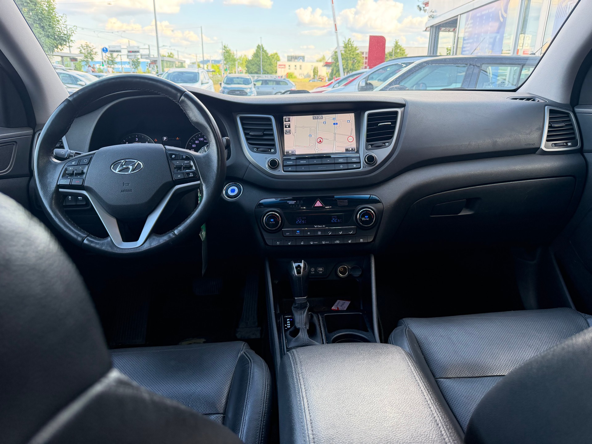 HYUNDAI Tucson 2.0 CRDI Vertex 4WD Automatic-image-9