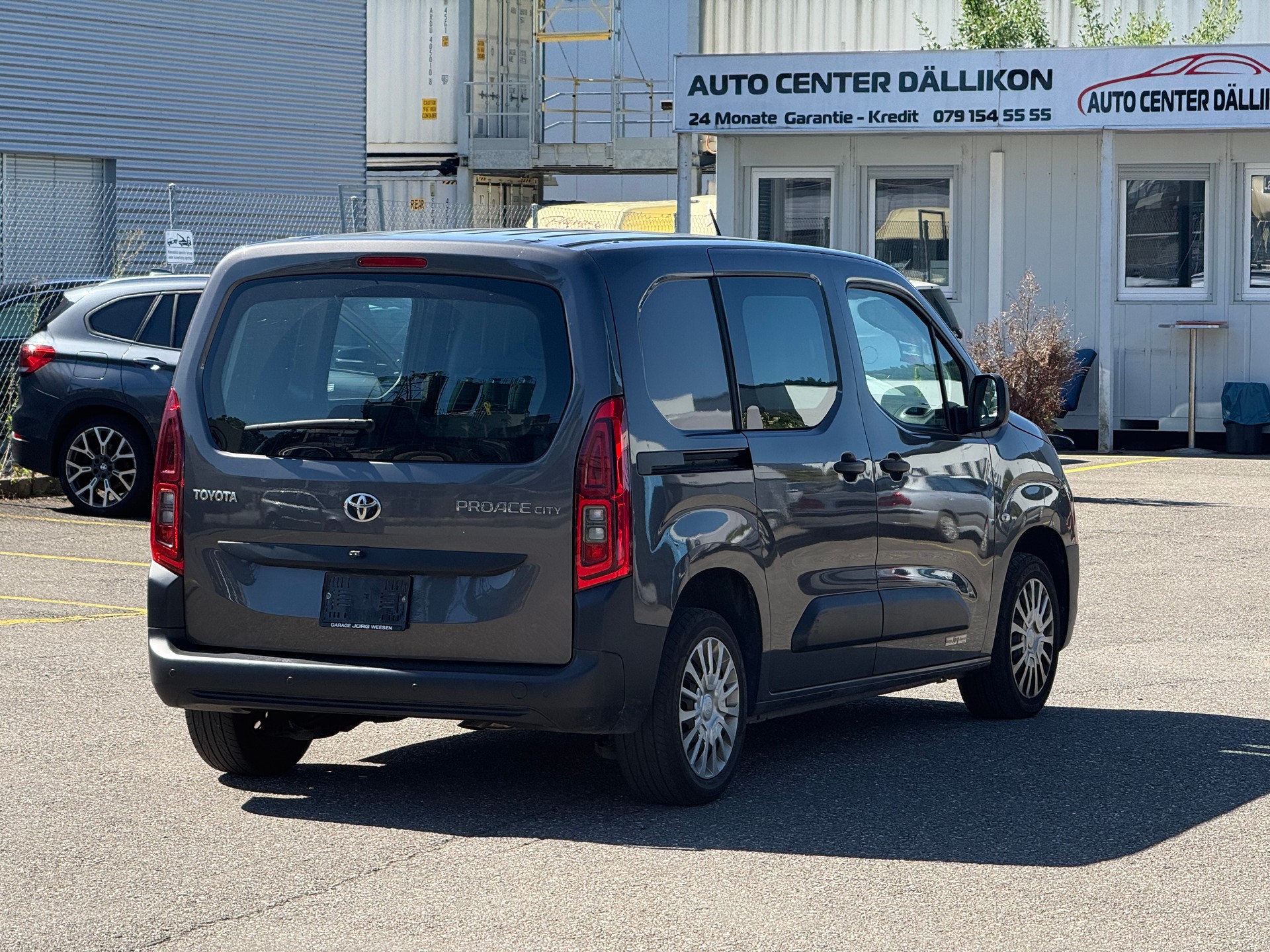 TOYOTA Proace City Van 1.2 Active Medium-image-12