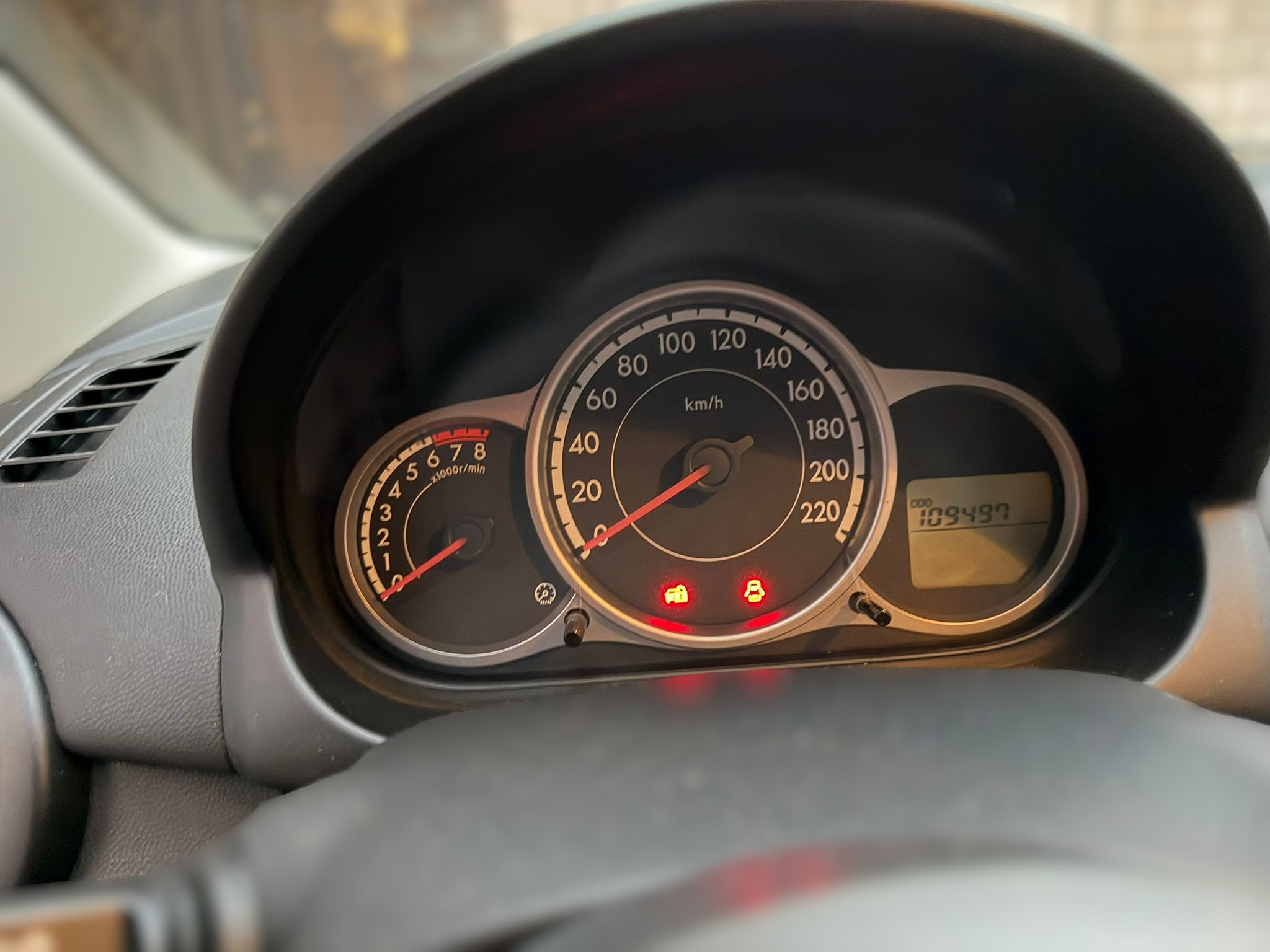 MAZDA 2 1.5i 16V Sport — slika 6