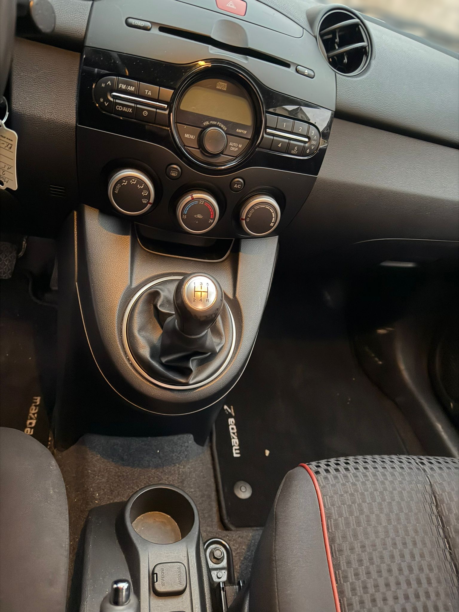 MAZDA 2 1.5i 16V Sport-image-5