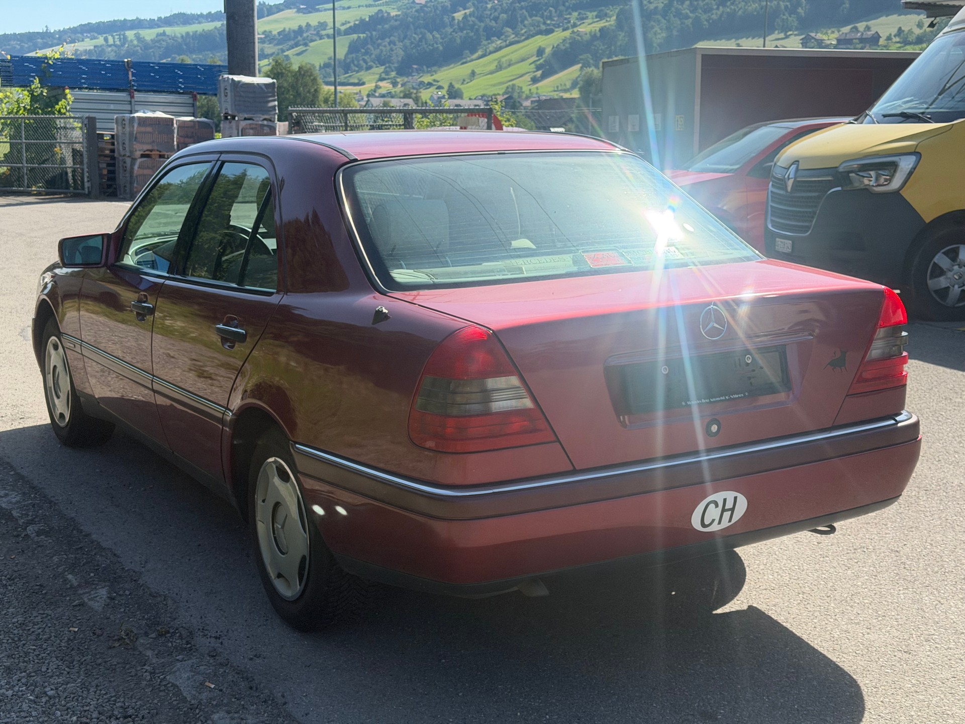 MERCEDES-BENZ C 200 Elégance-image-5