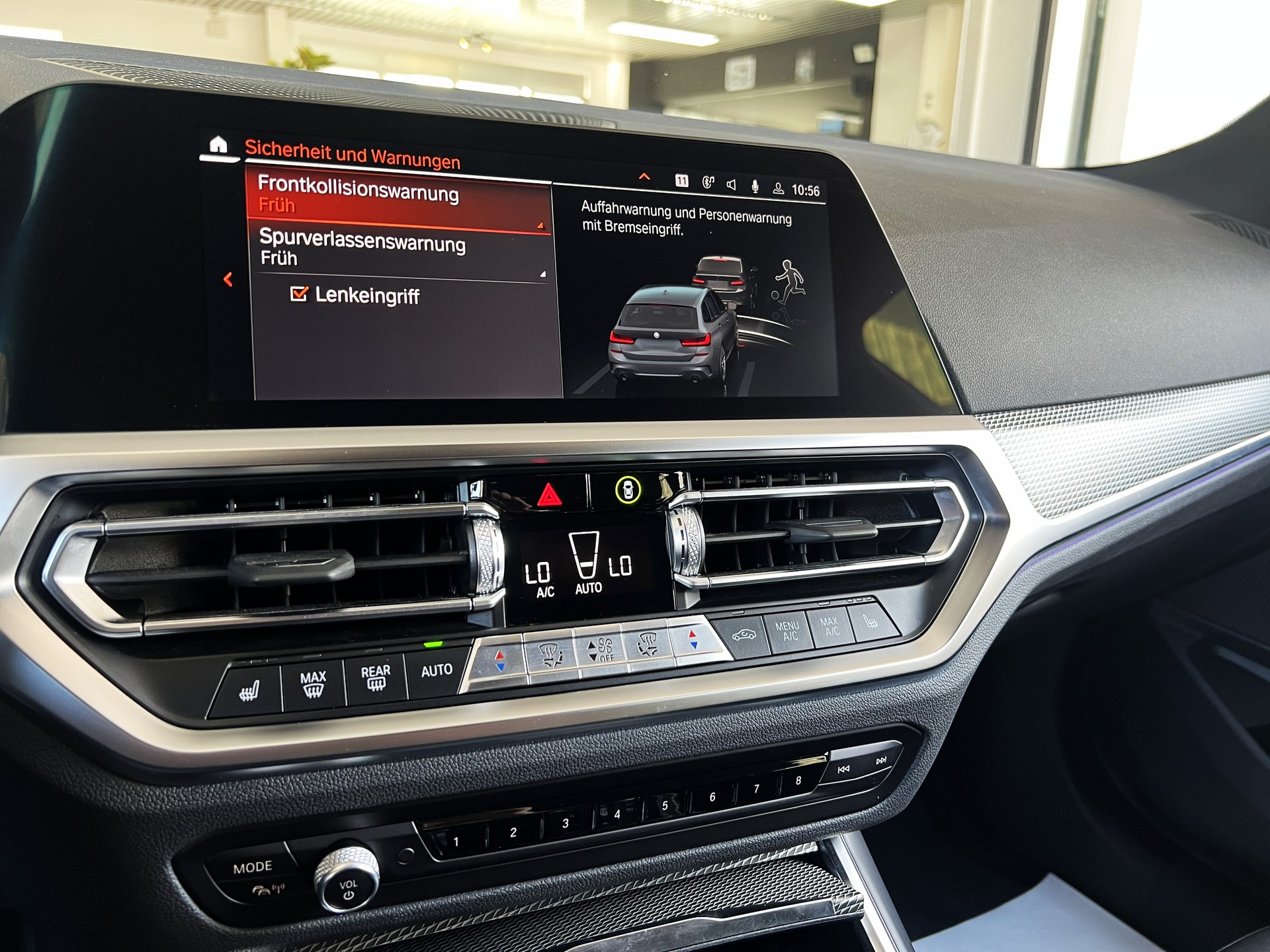 BMW 330d xDrive 48V Touring M Sport Steptronic-image-7