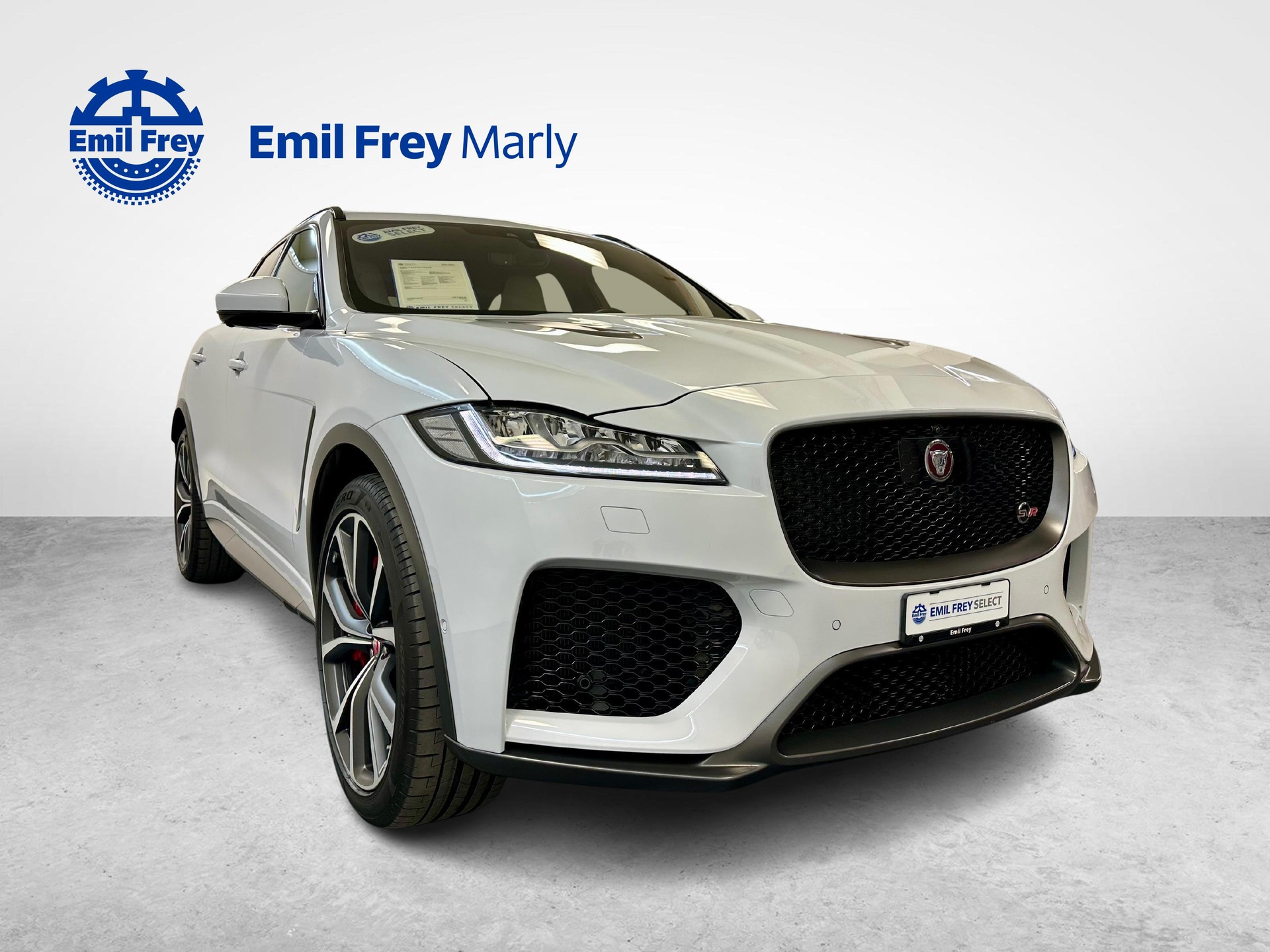 JAGUAR F-Pace 5.0 V8 SVR AWD-showroom-element-1