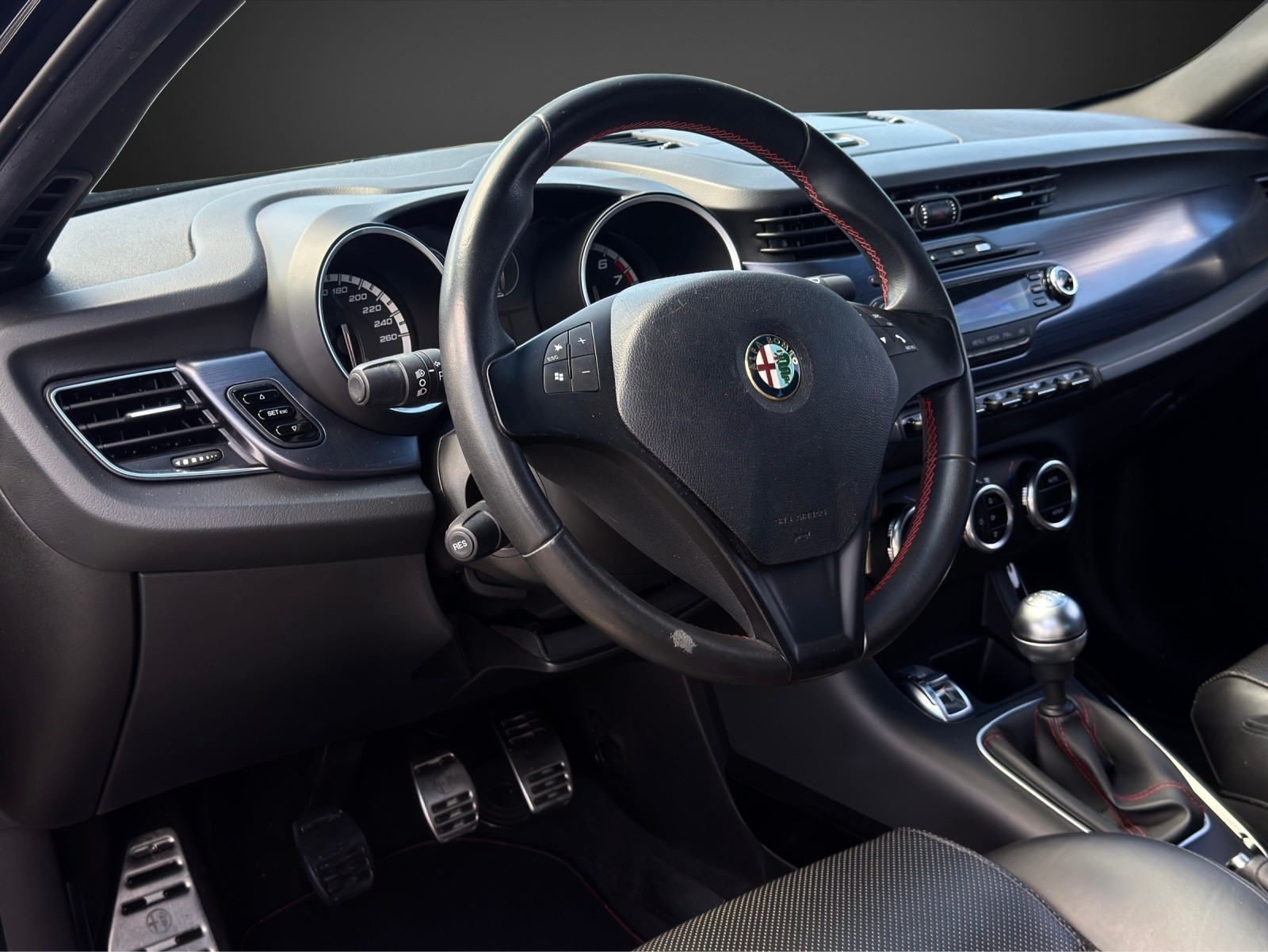 ALFA ROMEO Giulietta 1.4 MultiAir Distinctive mit 170 PS-image-7