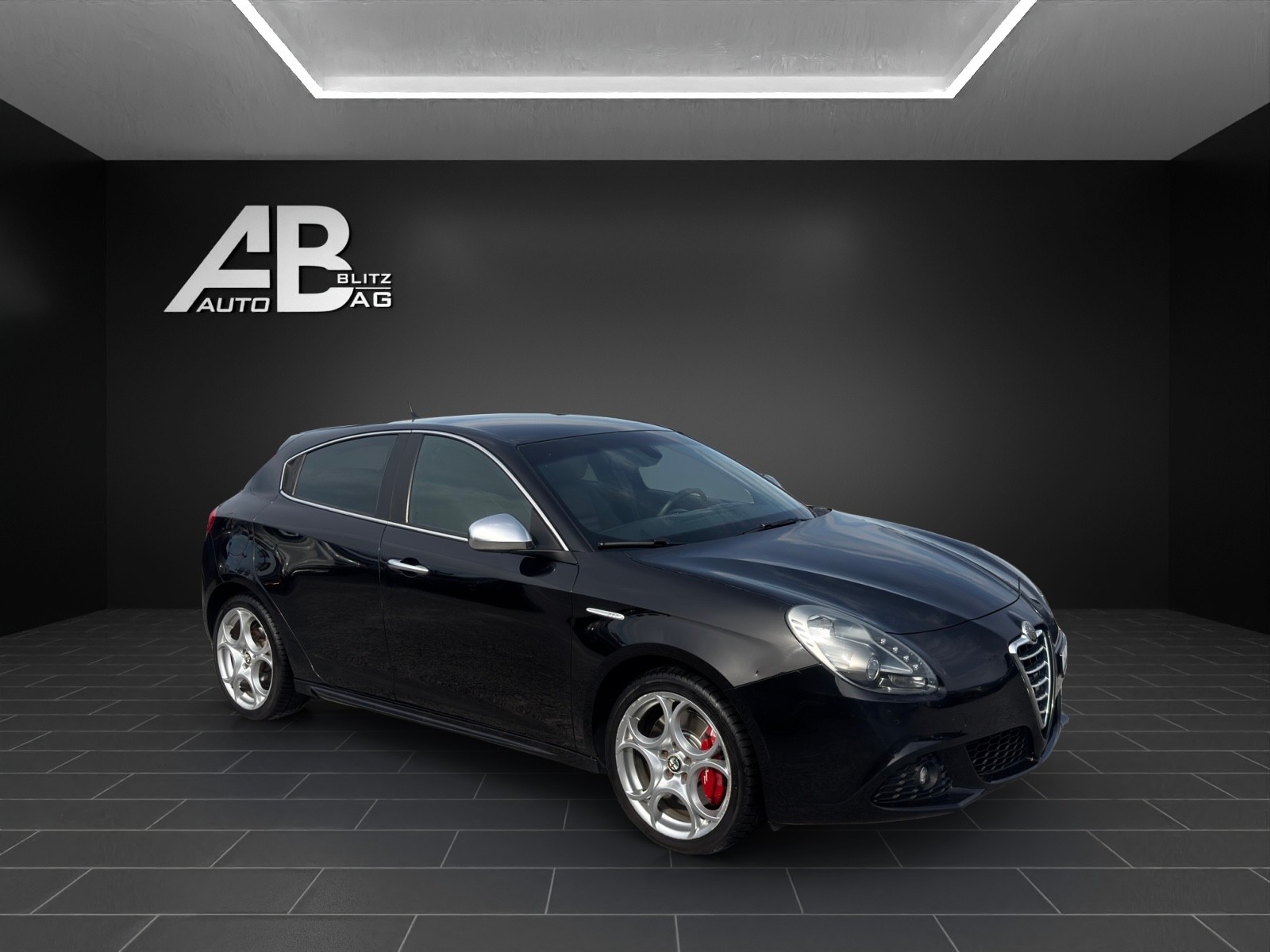ALFA ROMEO Giulietta 1.4 MultiAir Distinctive mit 170 PS-image-5